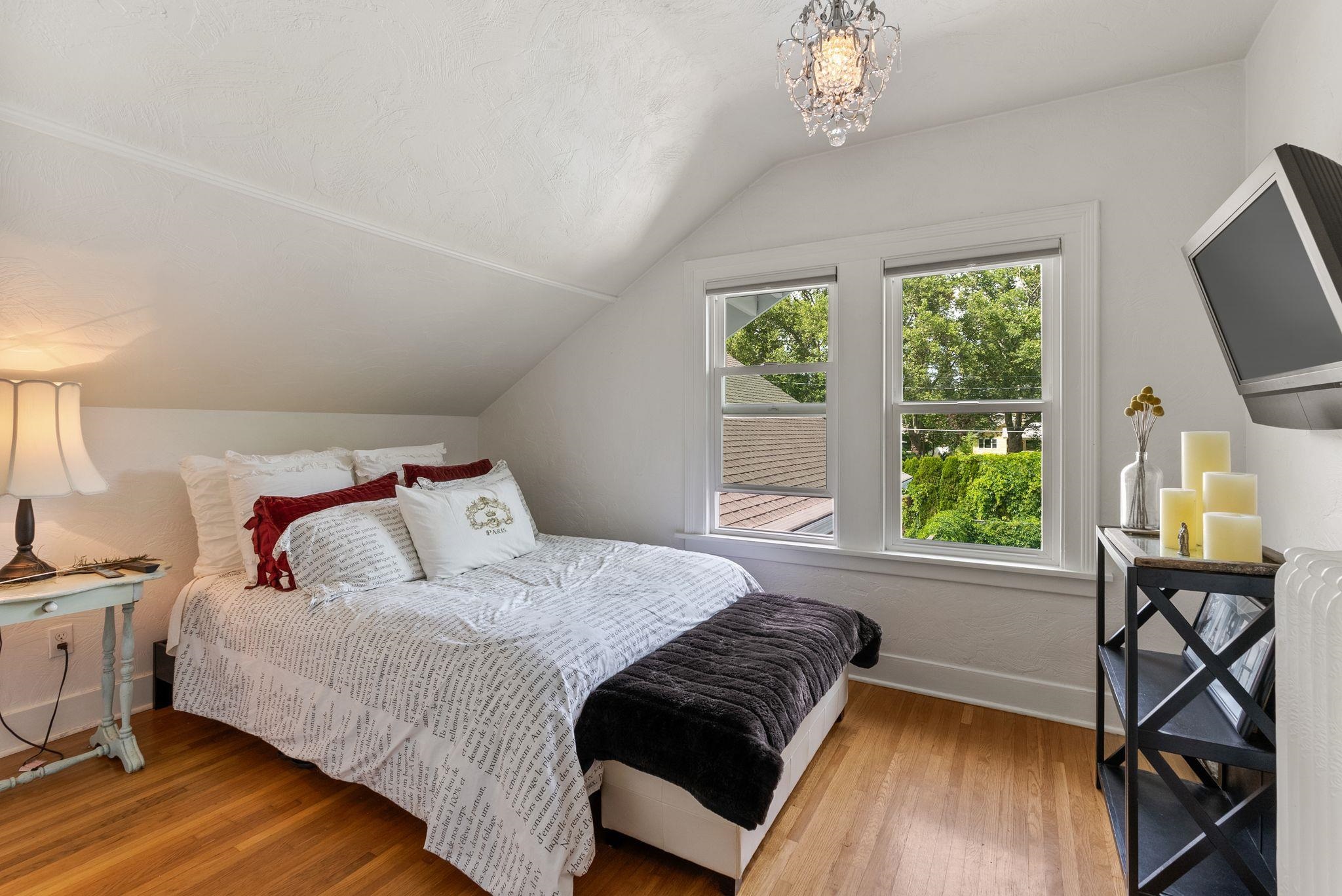 514 W 19th Ave - Photo 35