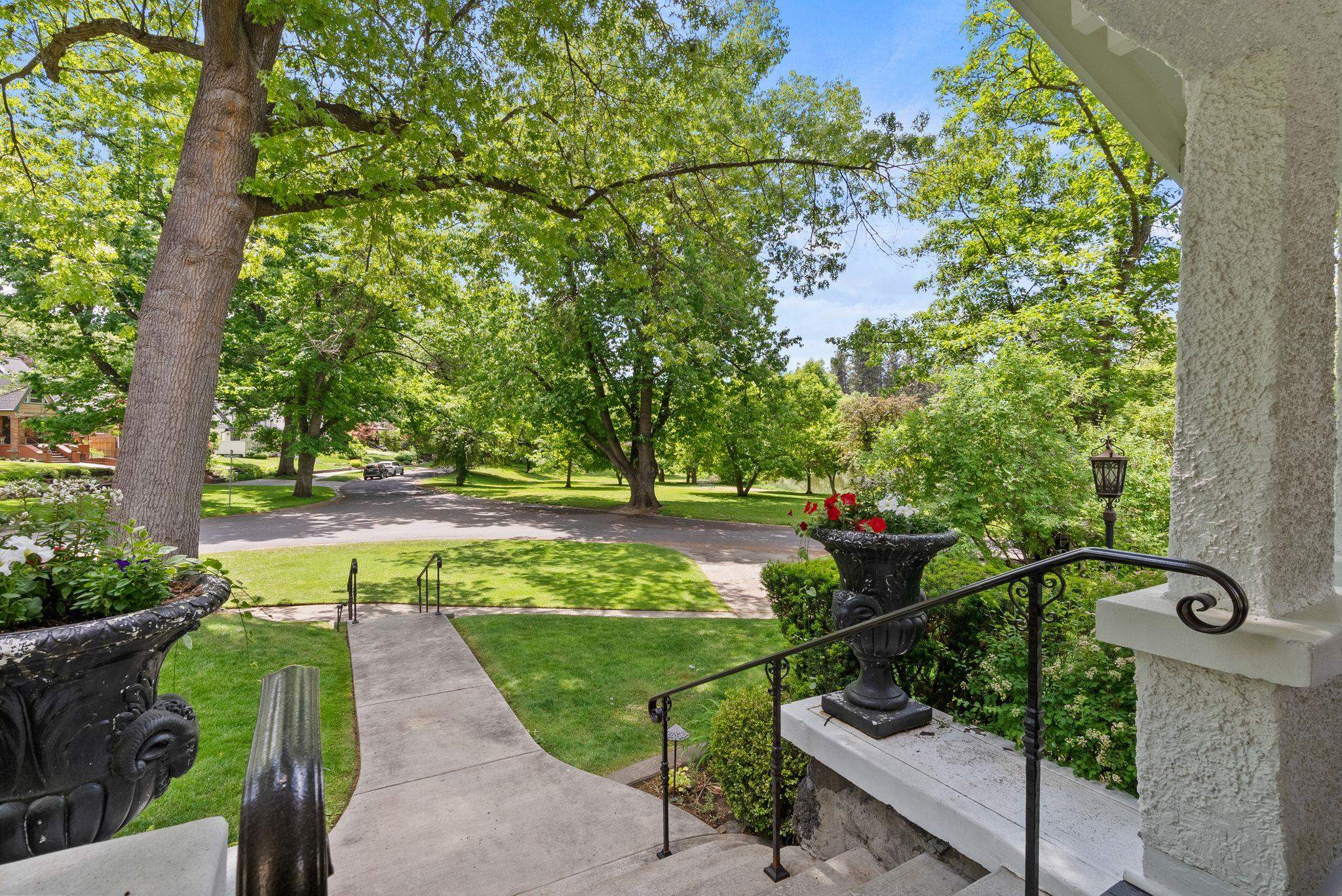 514 W 19th Ave - Photo 6