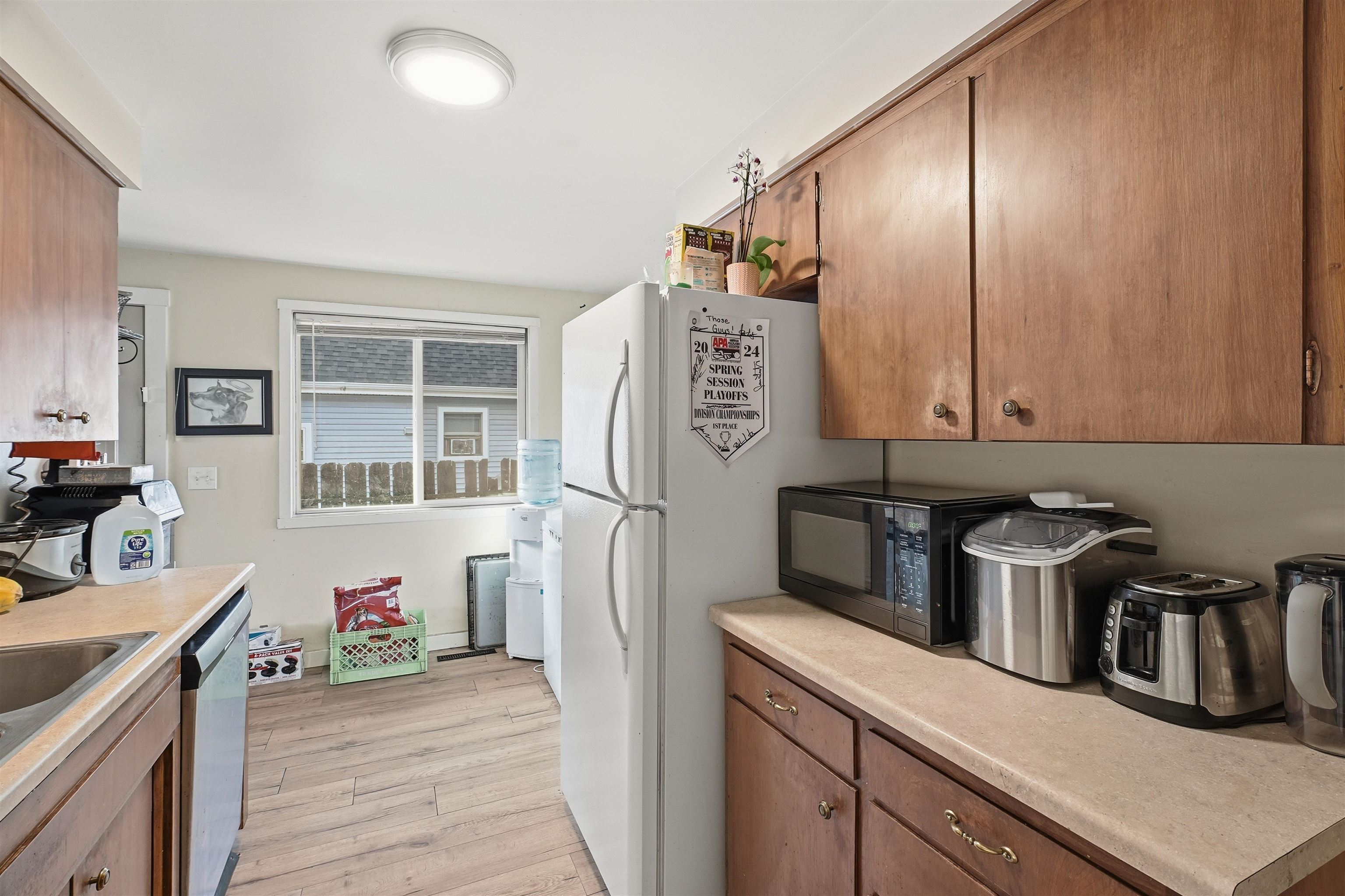 1315 E Bridgeport Ave - Photo 8