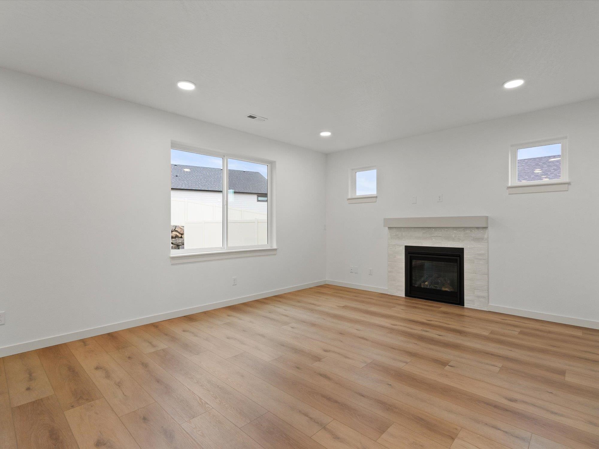 18115 E Barclay Ct - Photo 5