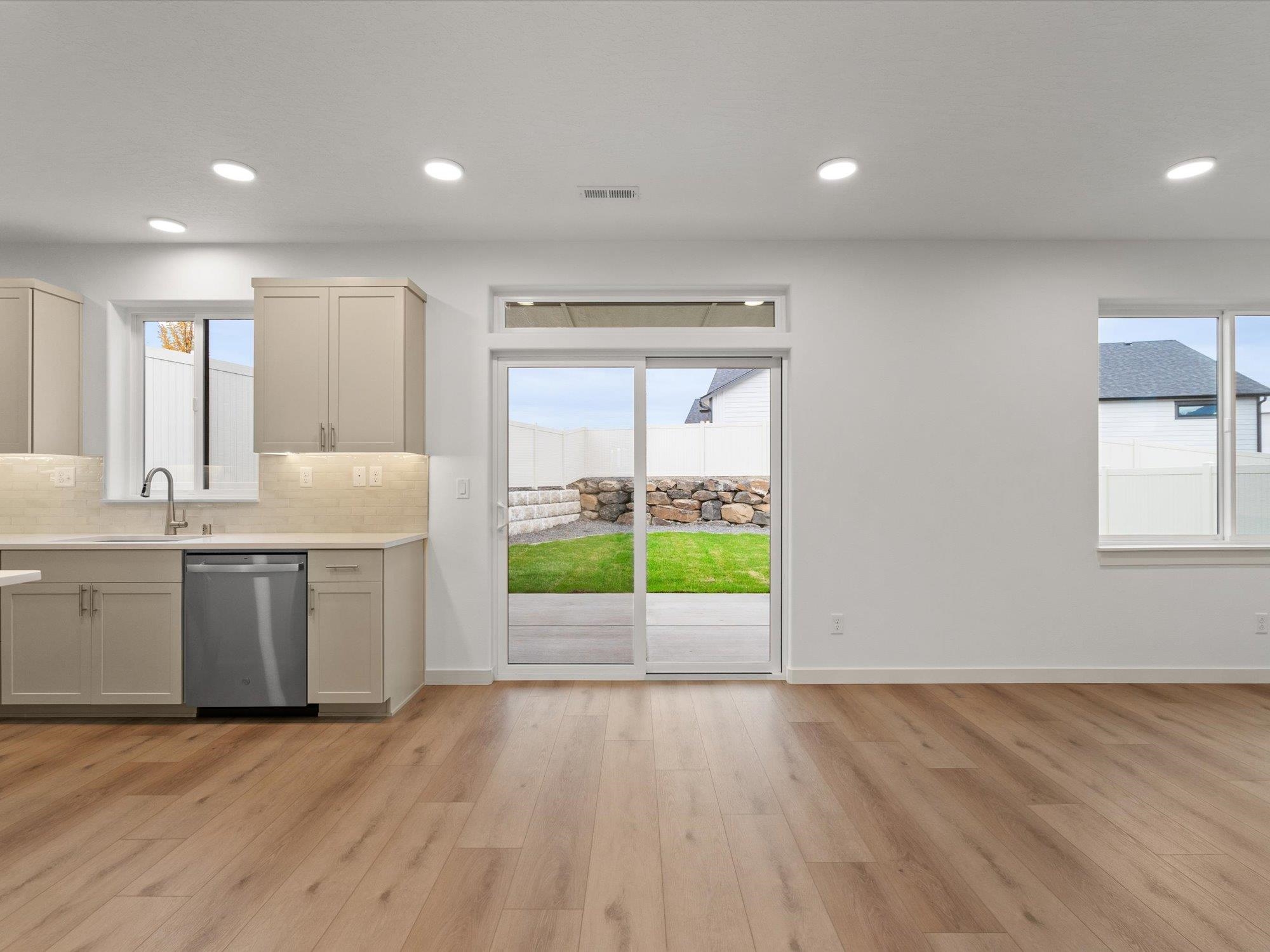 18115 E Barclay Ct - Photo 8