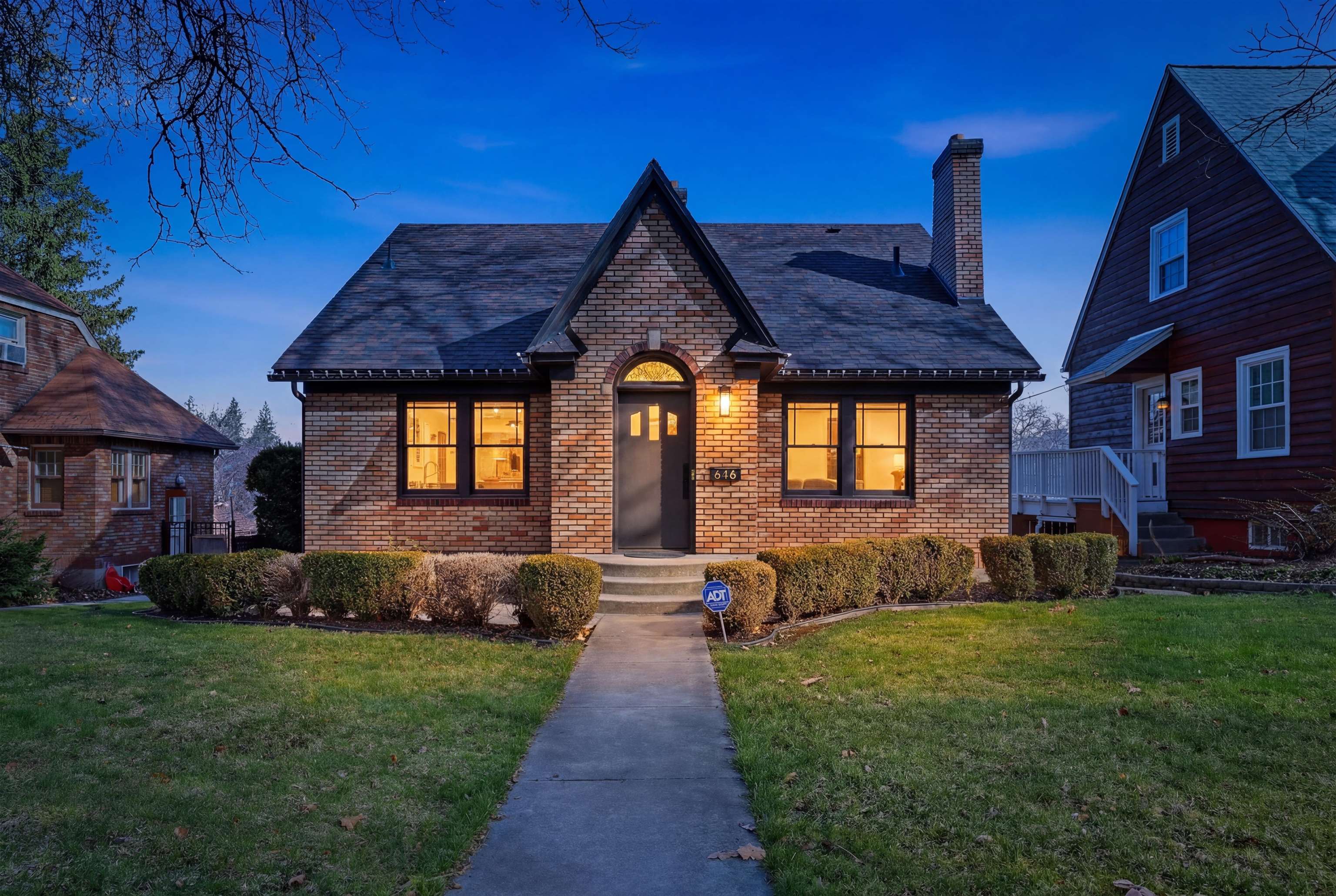 618 W 22nd Ave - Photo 1