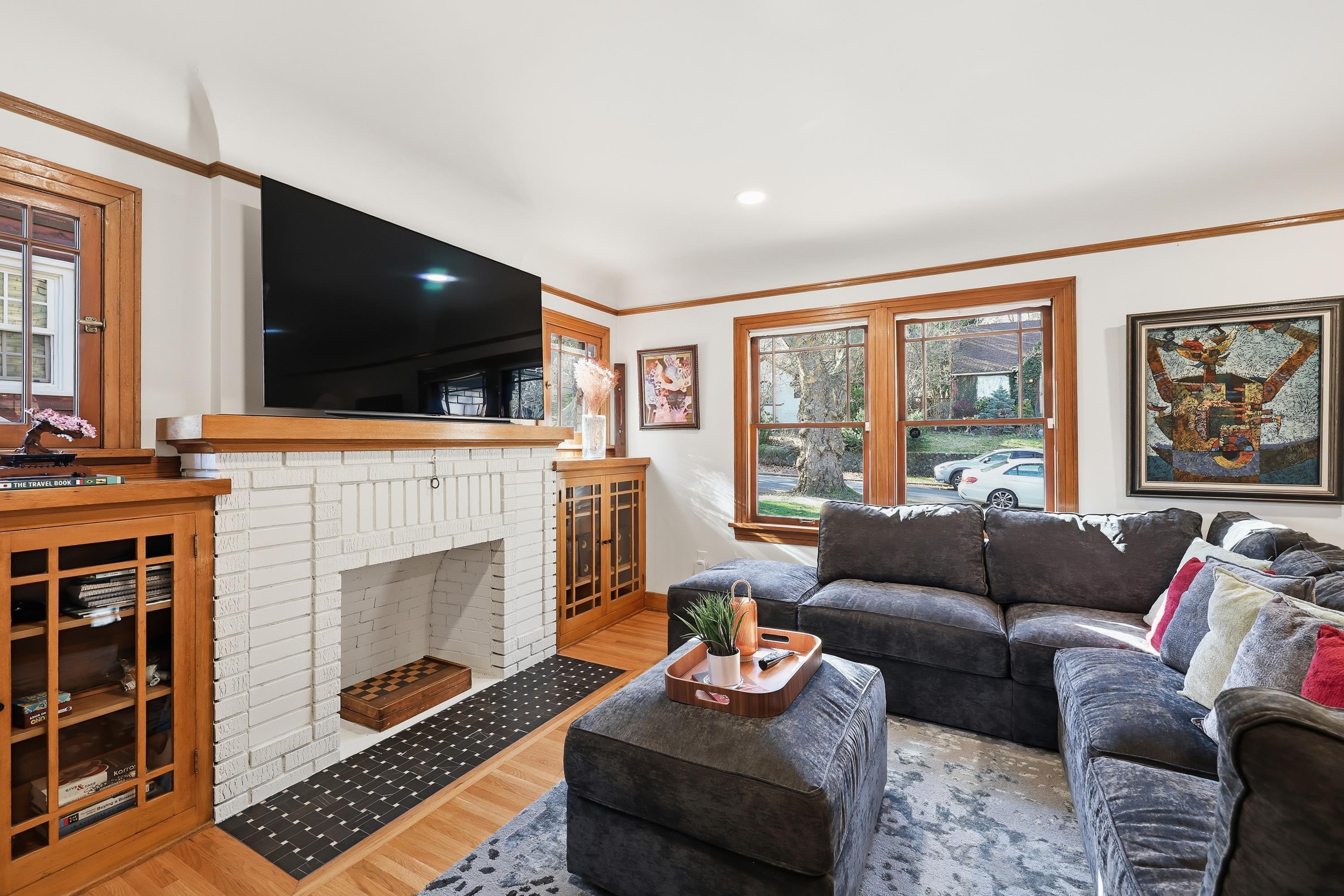 618 W 22nd Ave - Photo 9