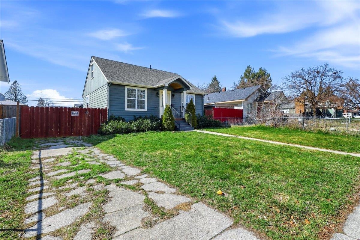 5023 N. HOWARD St - Photo 2