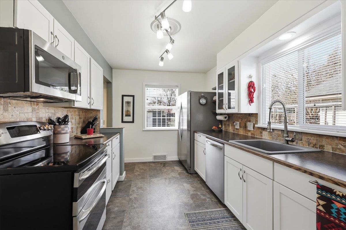 5023 N. HOWARD St - Photo 6