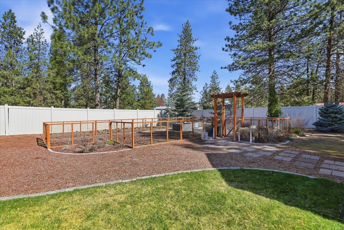 17404 Springview Ln - Photo 40