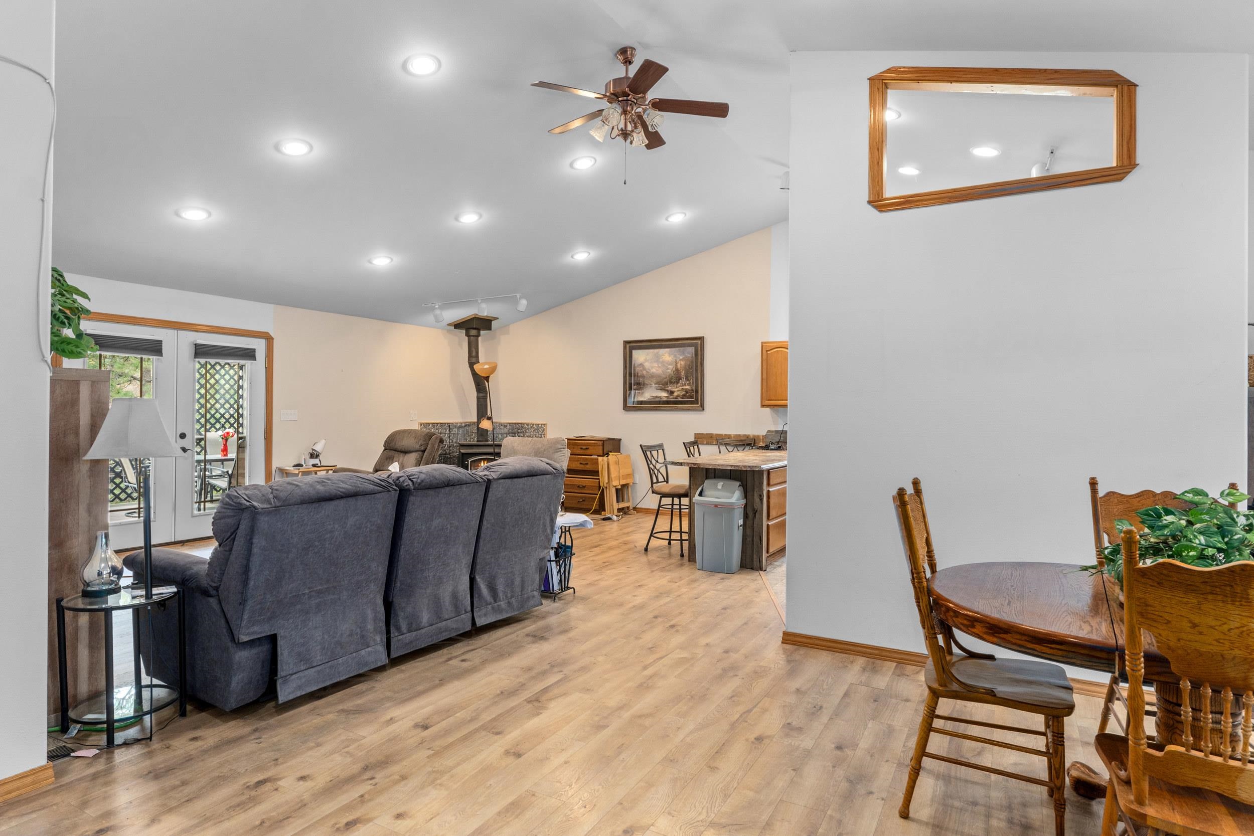 1527 Pingston Creek Rd - Photo 13