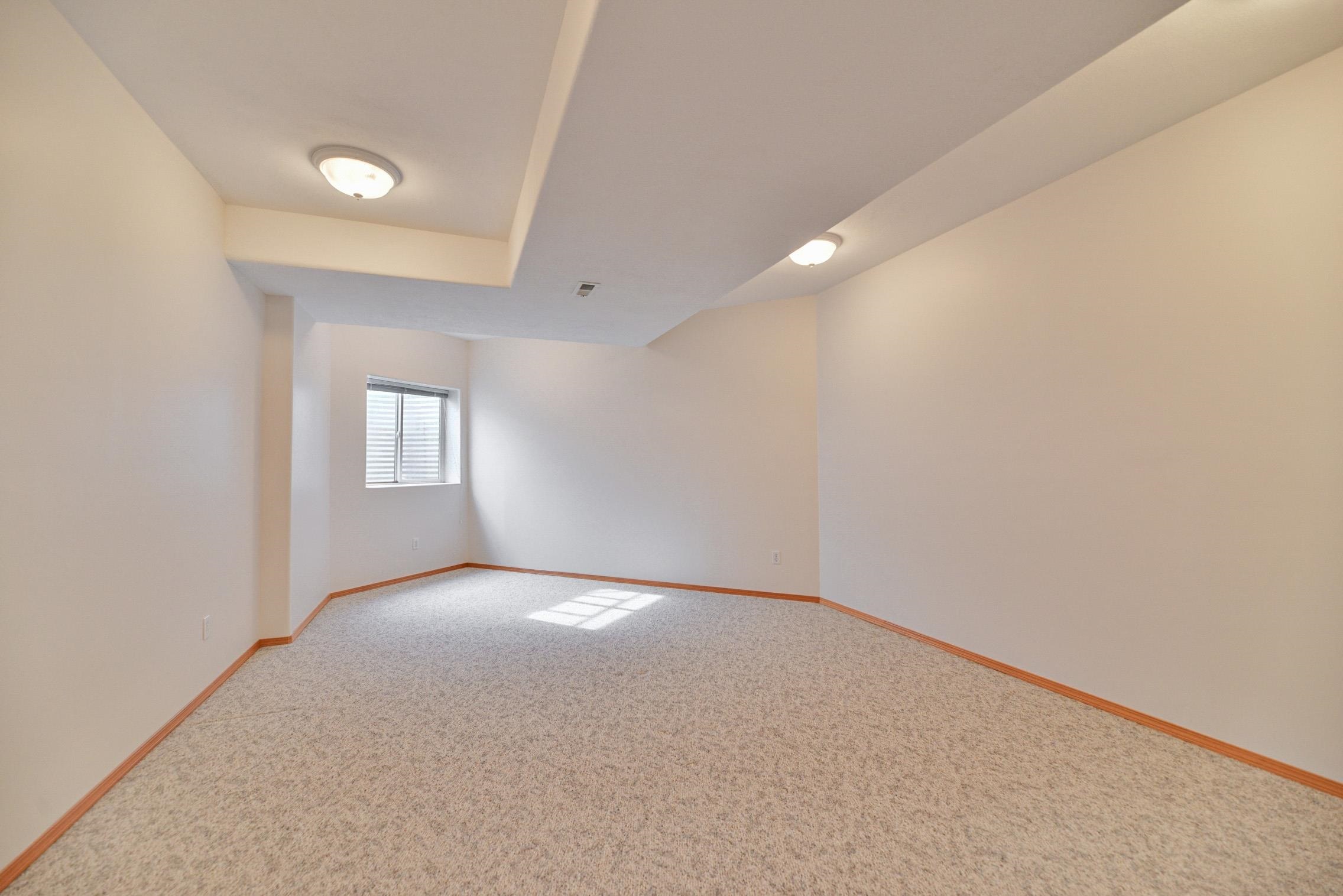 5531 W Northwest Blvd - Photo 24