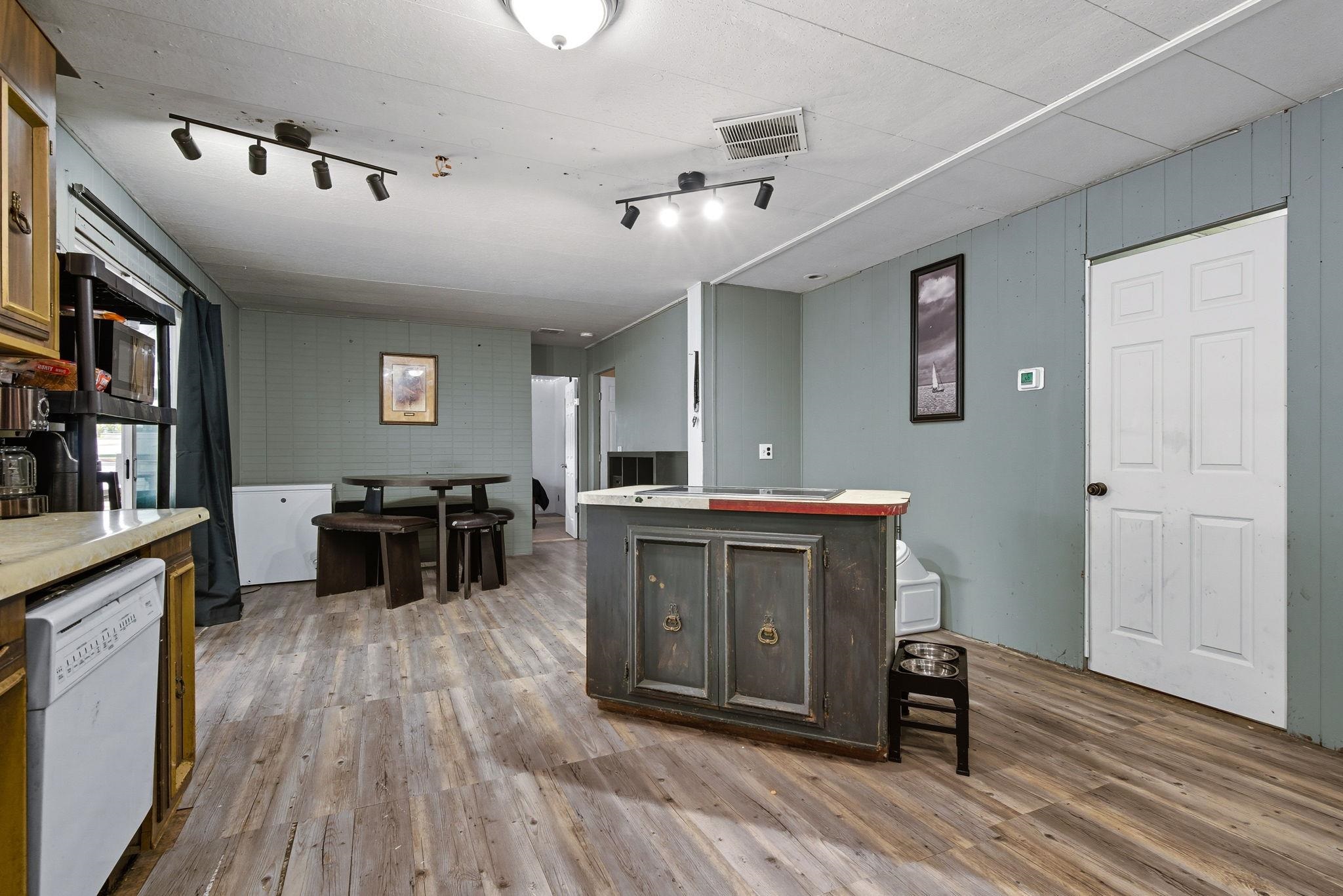 12823 W 13th Ave - Photo 9