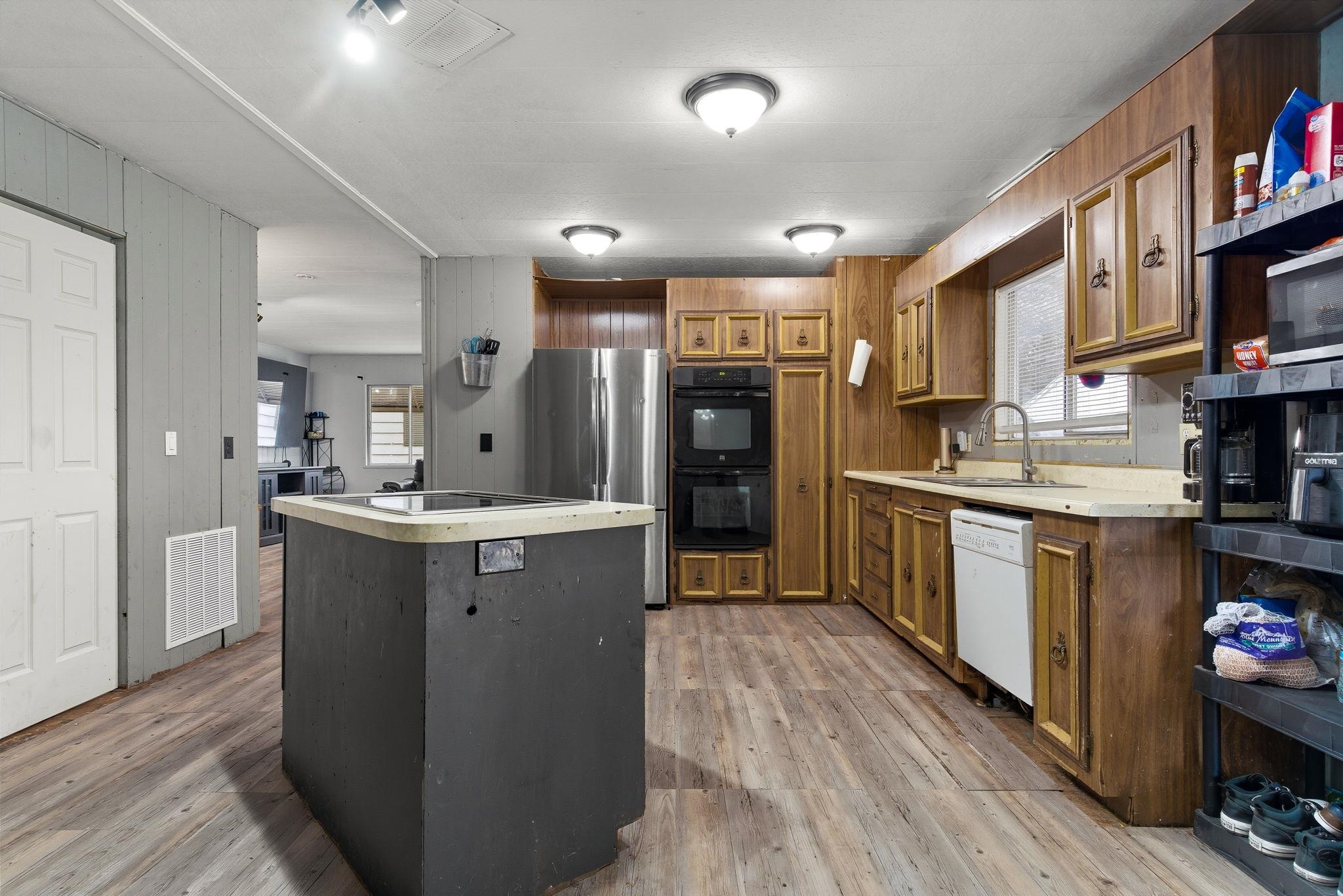 12823 W 13th Ave - Photo 10