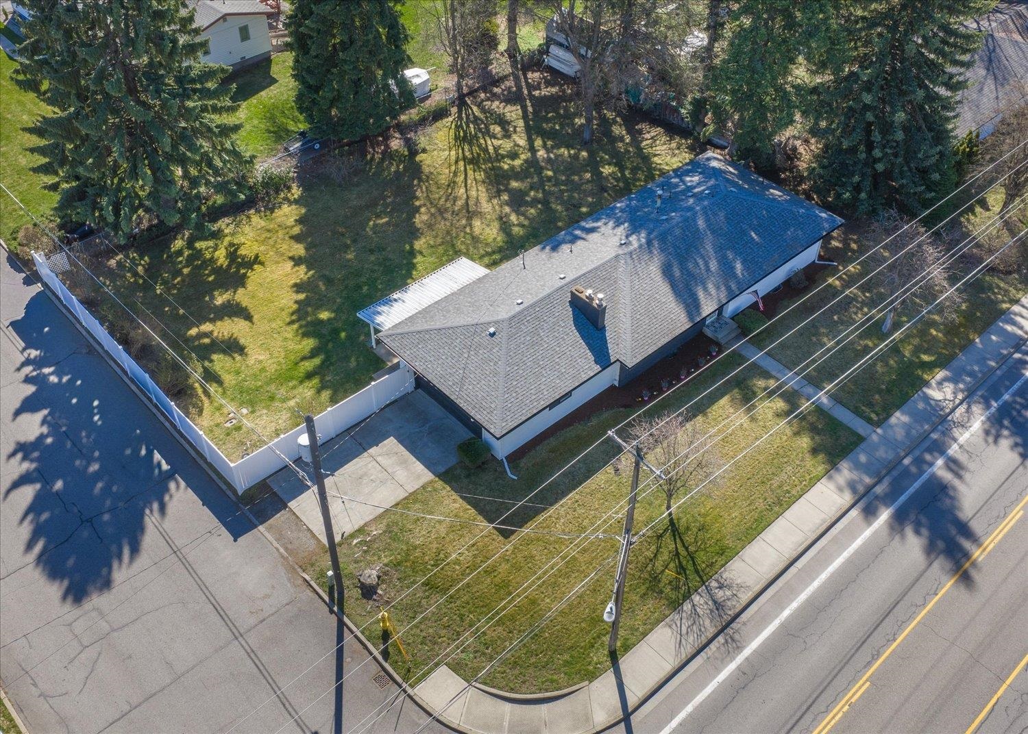 13622 E 16th Ave - Photo 25