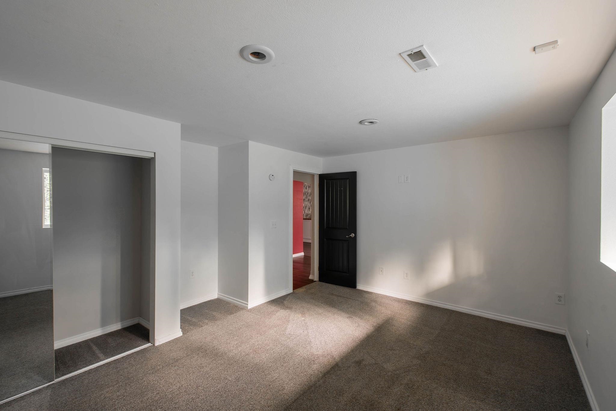 5316 E 18th Ln - Photo 35