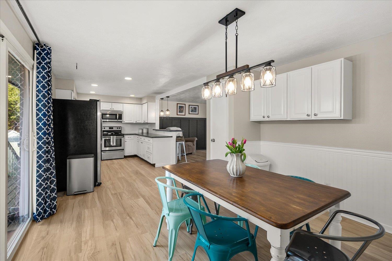 320 W Chatham Ct - Photo 16