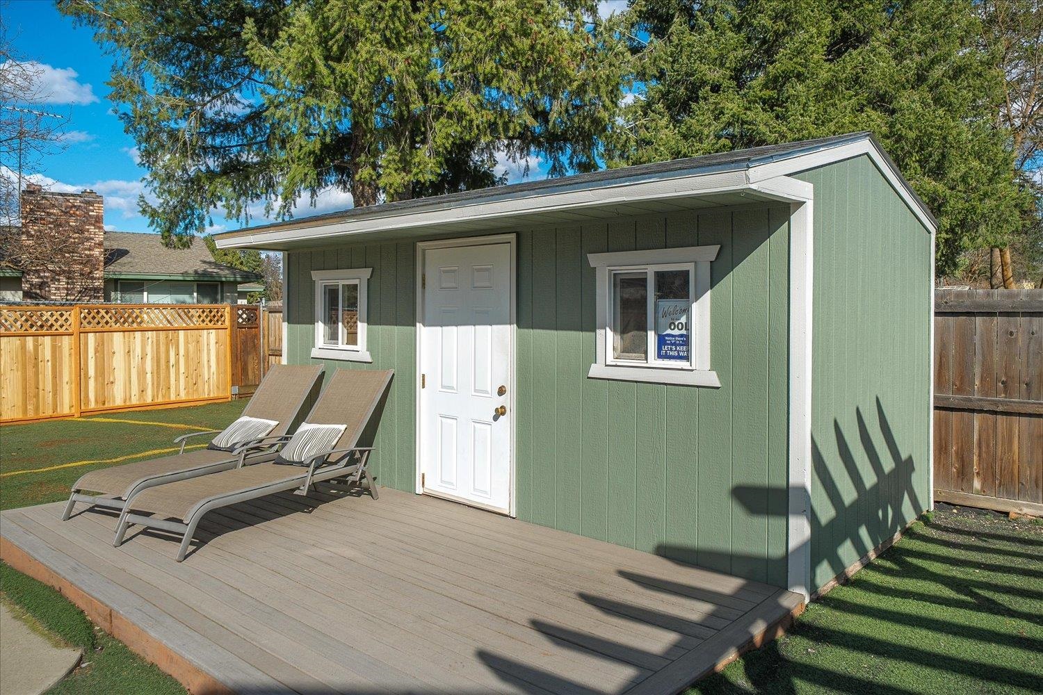 320 W Chatham Ct - Photo 37