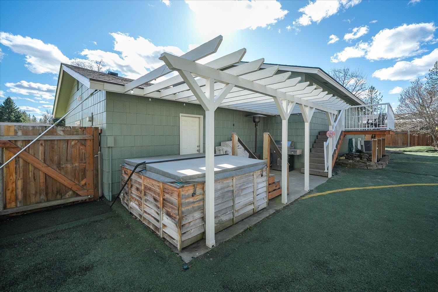 320 W Chatham Ct - Photo 38