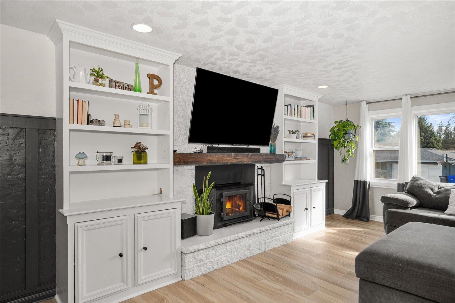 320 W Chatham Ct - Photo 7