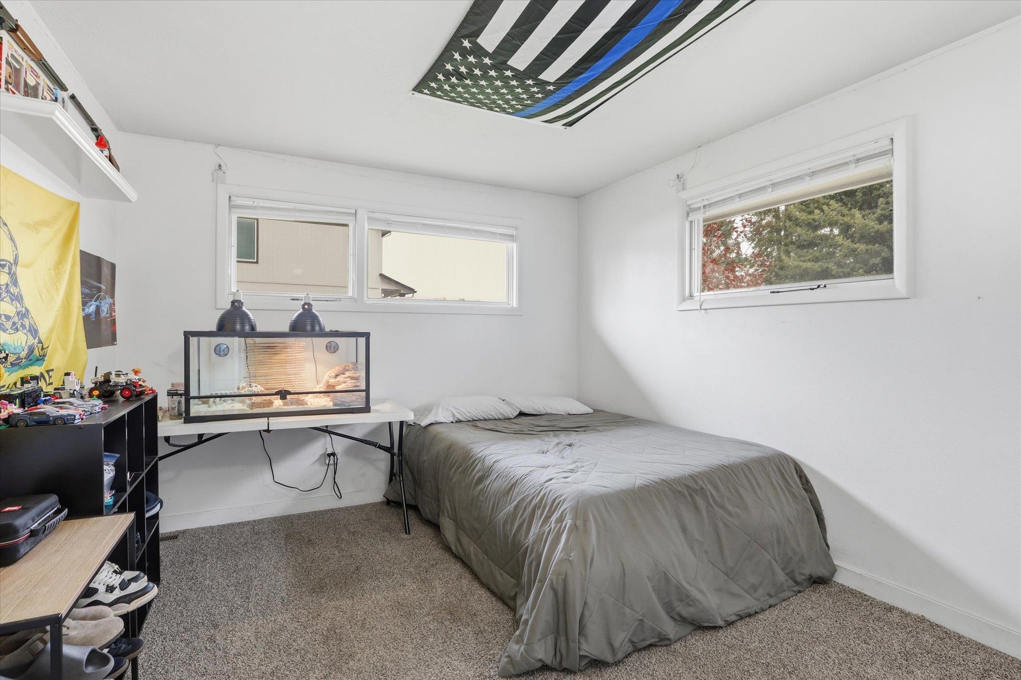 1007 E Farwell Rd - Photo 24