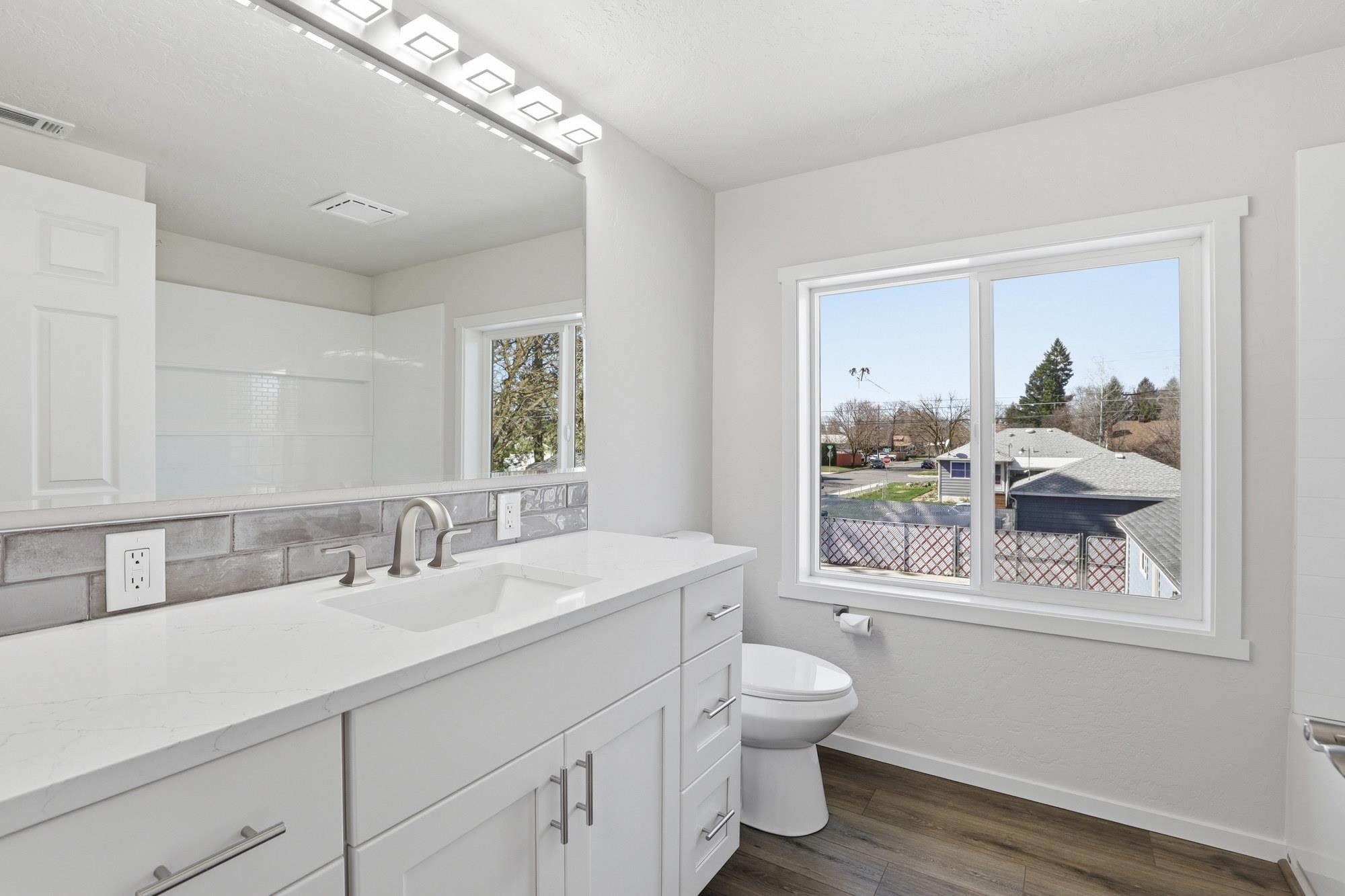 5303 N Howard St - Photo 18