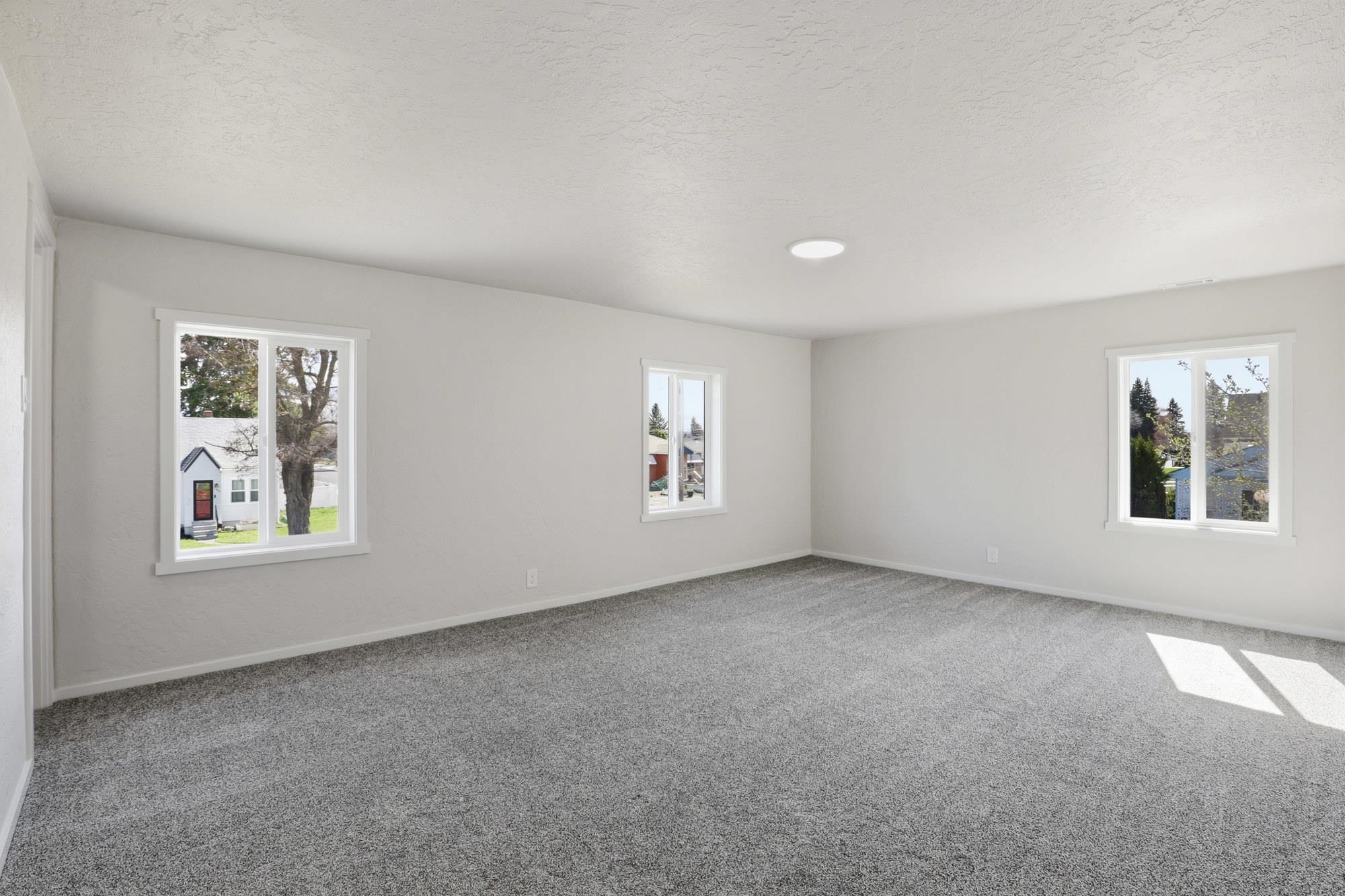 5303 N Howard St - Photo 5