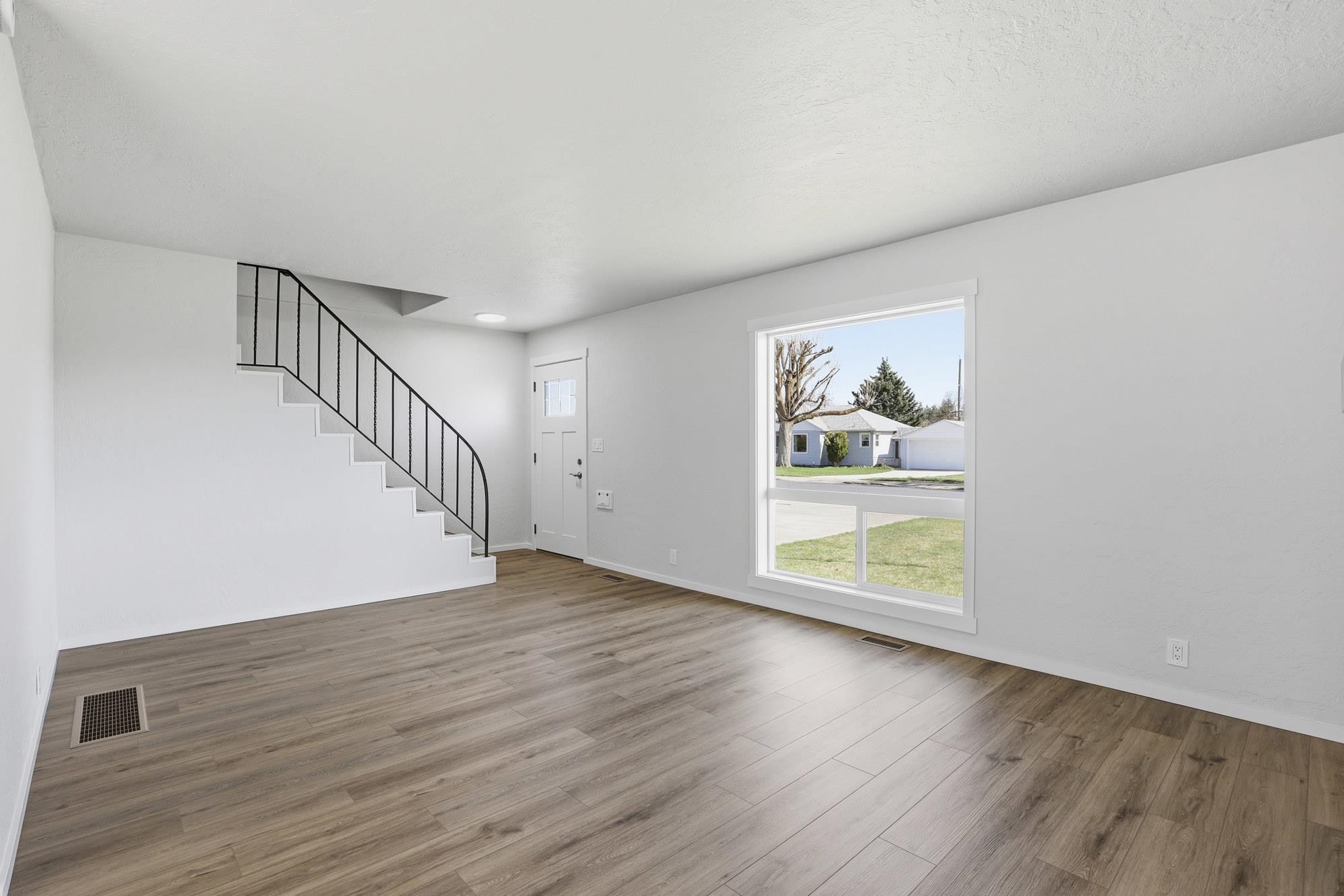 5303 N Howard St - Photo 8