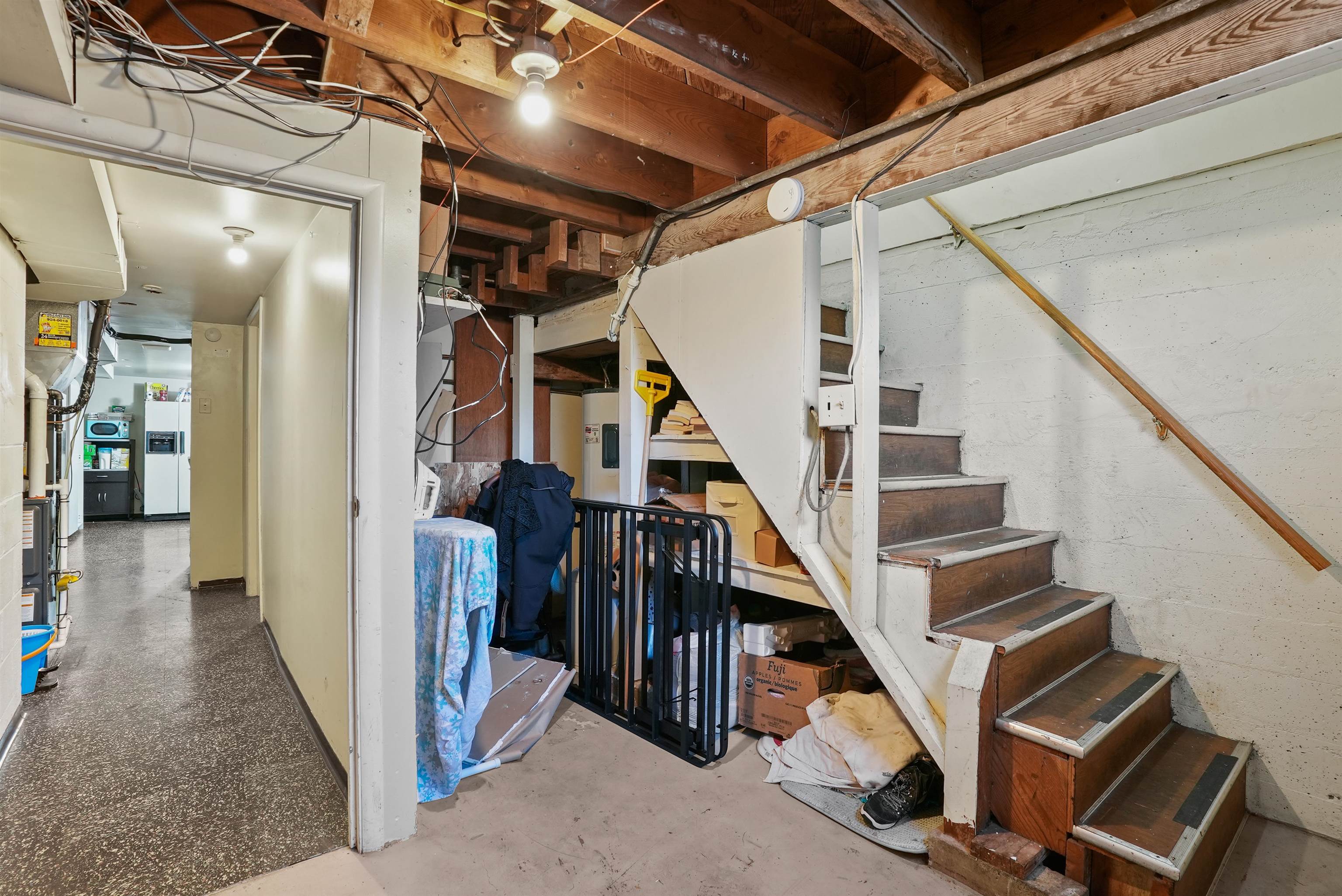 1307 E Mission Ave - Photo 16
