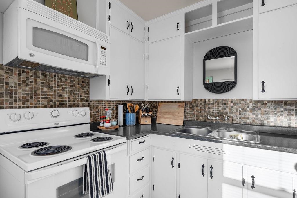 1303 E Princeton Ave - Photo 14