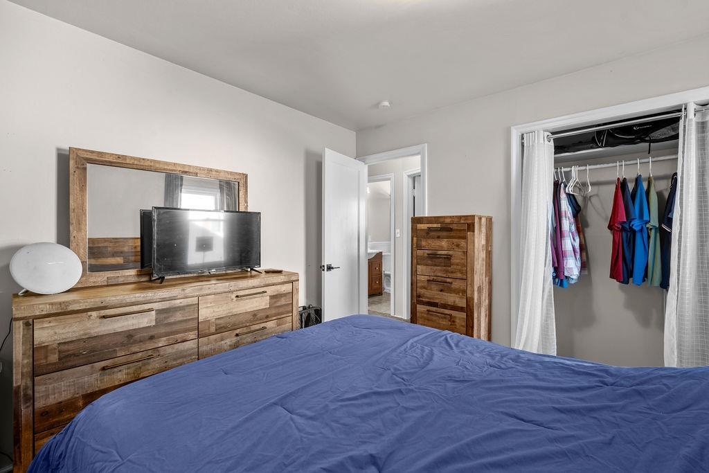 1303 E Princeton Ave - Photo 17