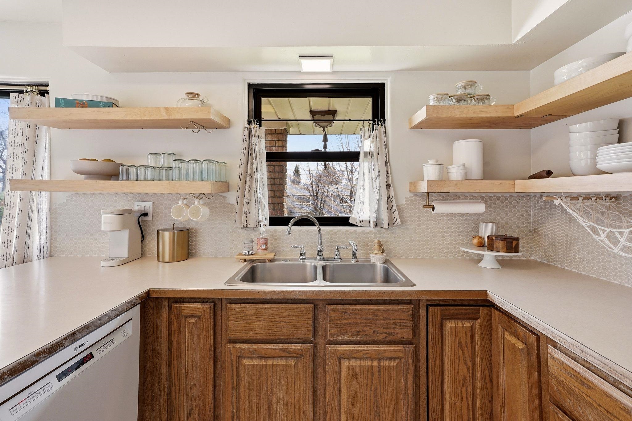 11711 E Alki Ave - Photo 8