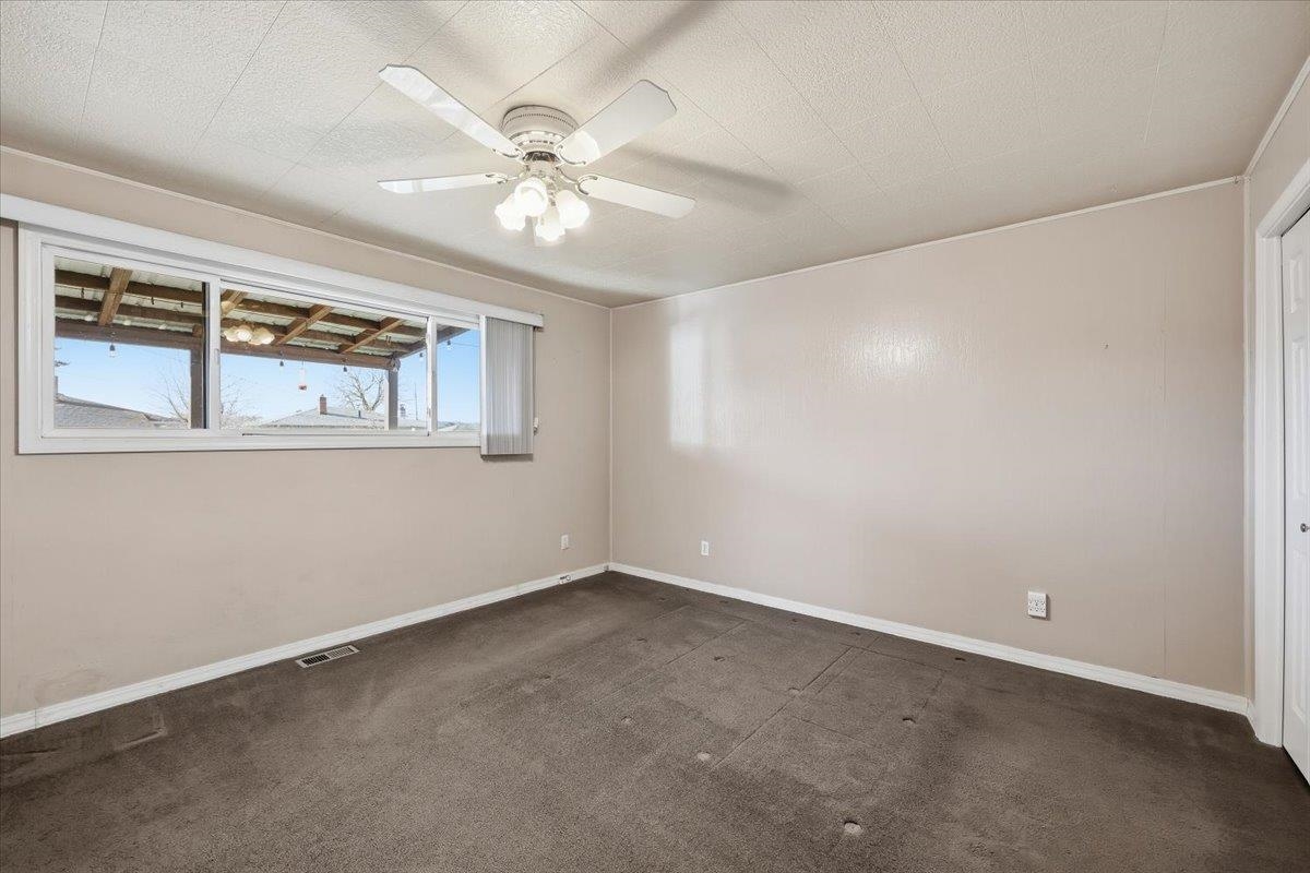 3810 E Montgomery Ave - Photo 16