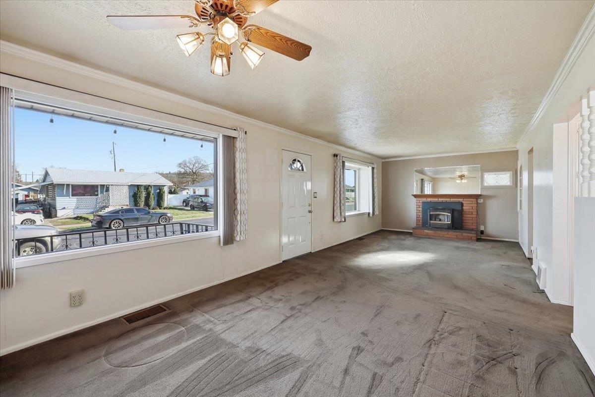 3810 E Montgomery Ave - Photo 4