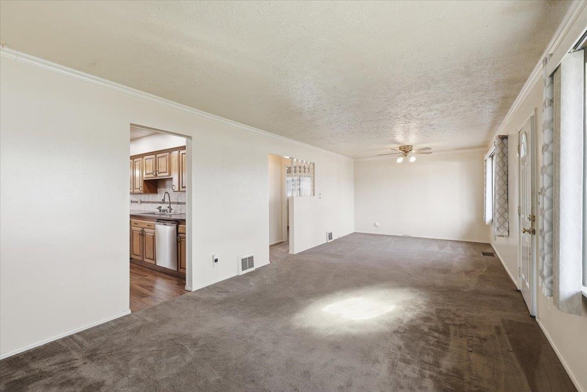 3810 E Montgomery Ave - Photo 8