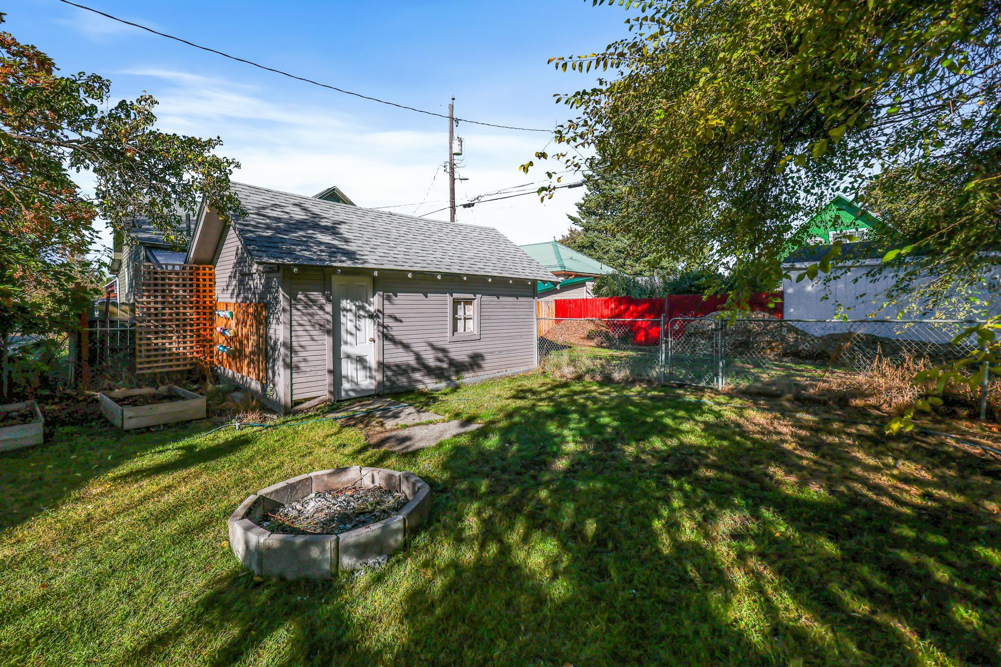 1924 W Indiana Ave - Photo 32