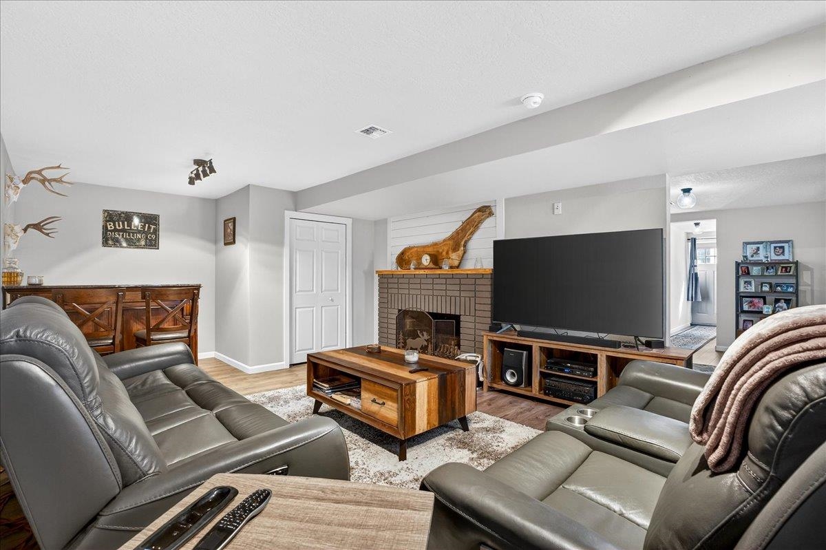 805 Sinclair St - Photo 20