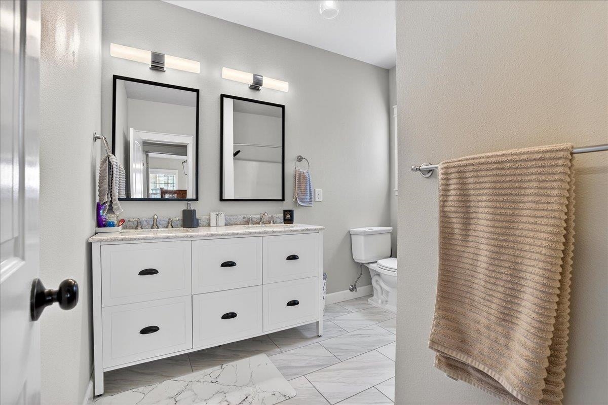 805 Sinclair St - Photo 6