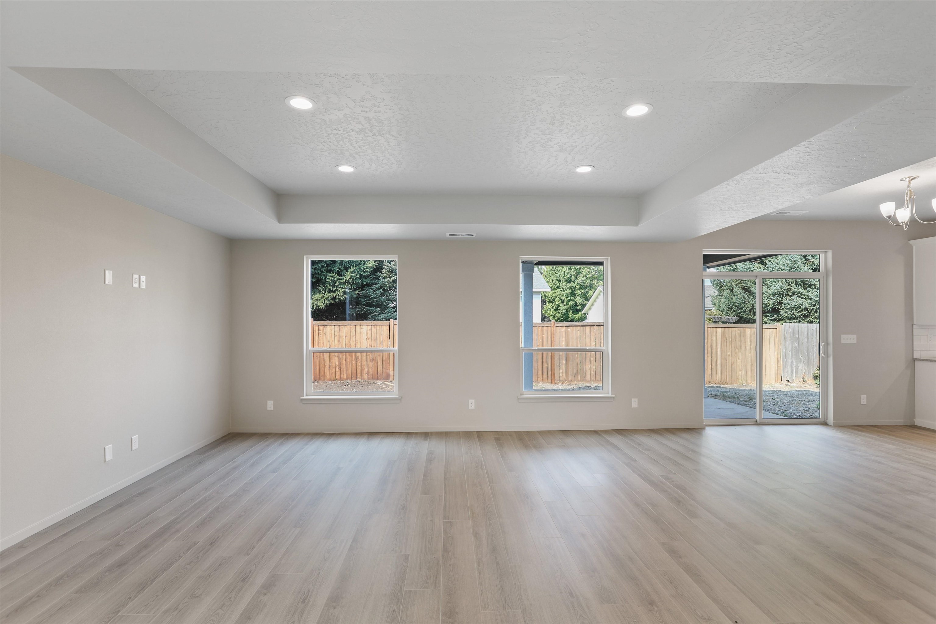 505 N Arc Ct - Photo 6