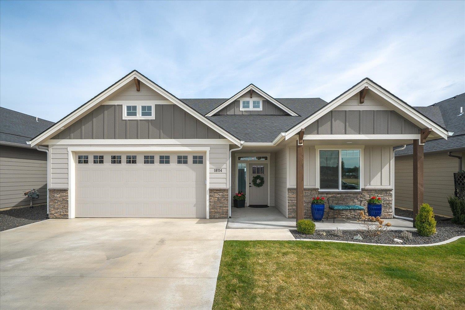 18114 N Nevada Rd - Photo 1