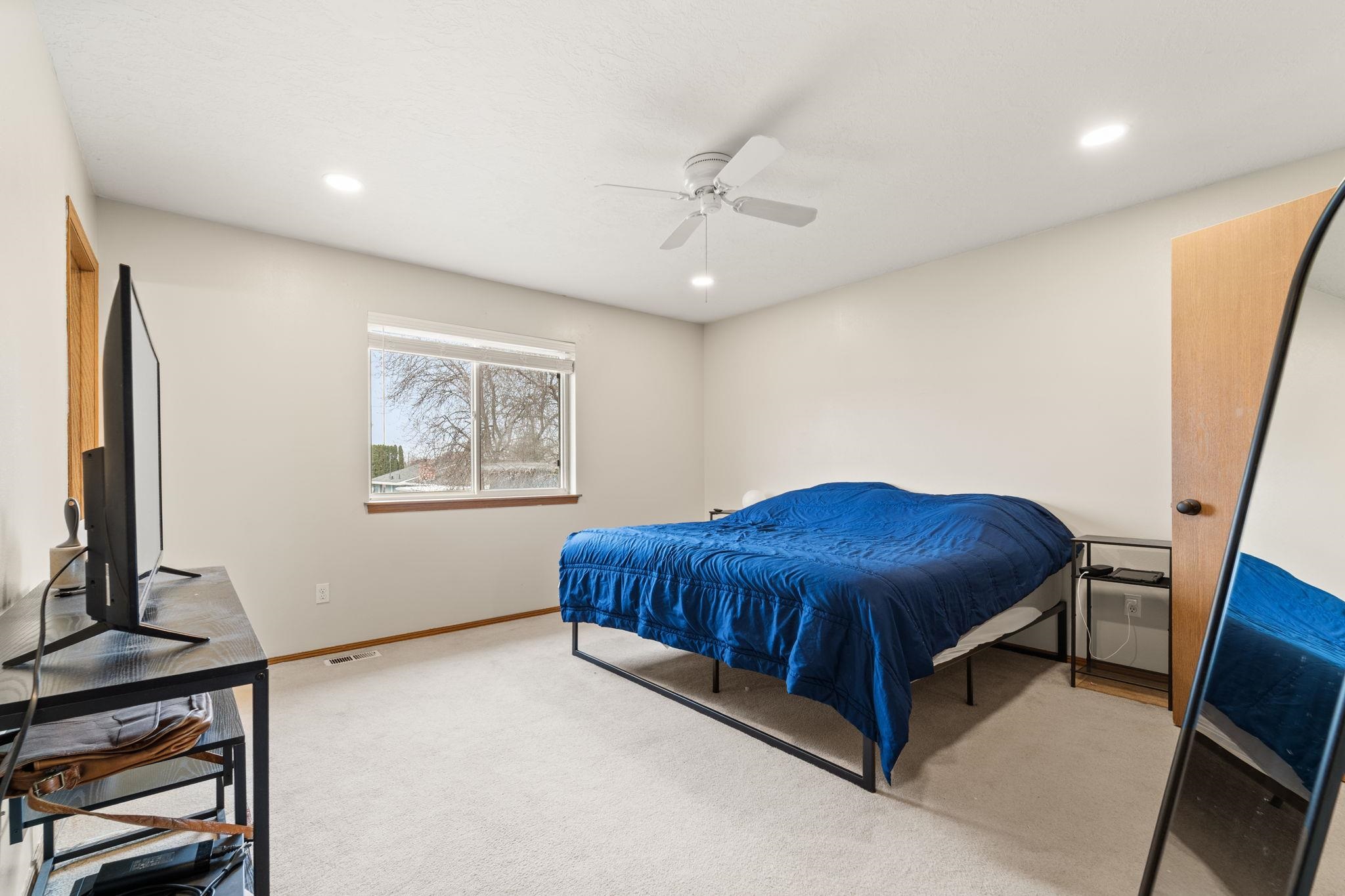 1214 S Bannen Rd - Photo 17