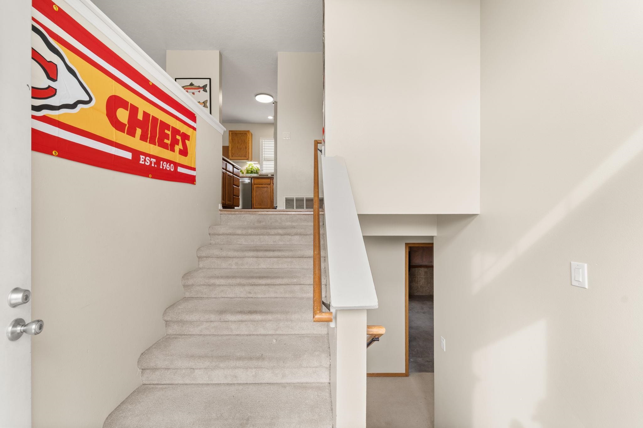 1214 S Bannen Rd - Photo 4