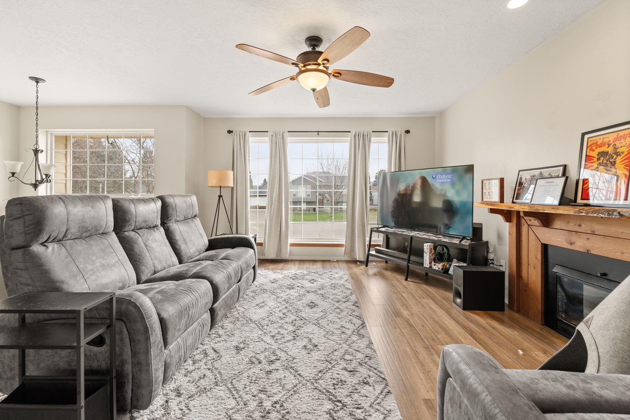 1214 S Bannen Rd - Photo 8