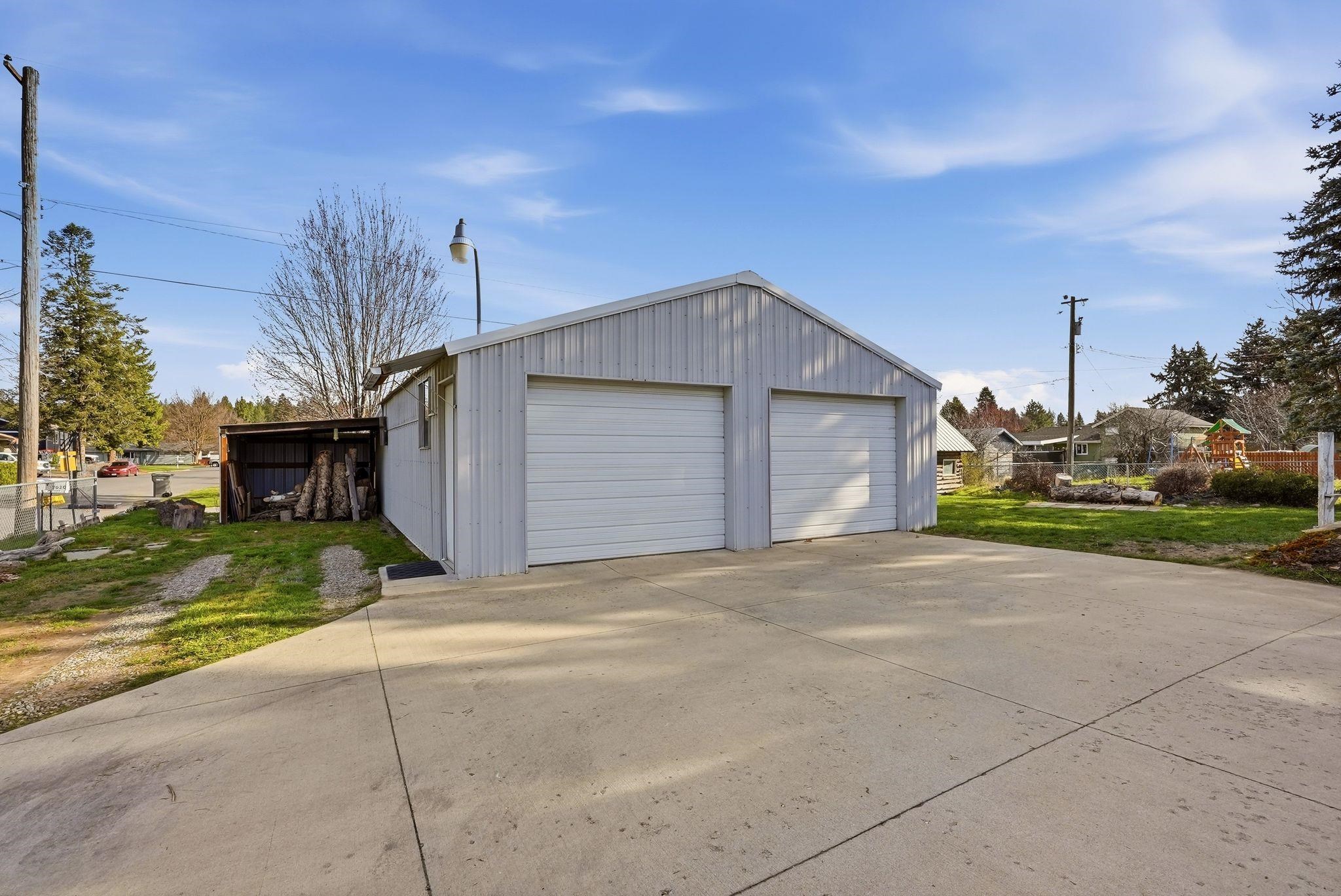 13005 E 31st Ave - Photo 26