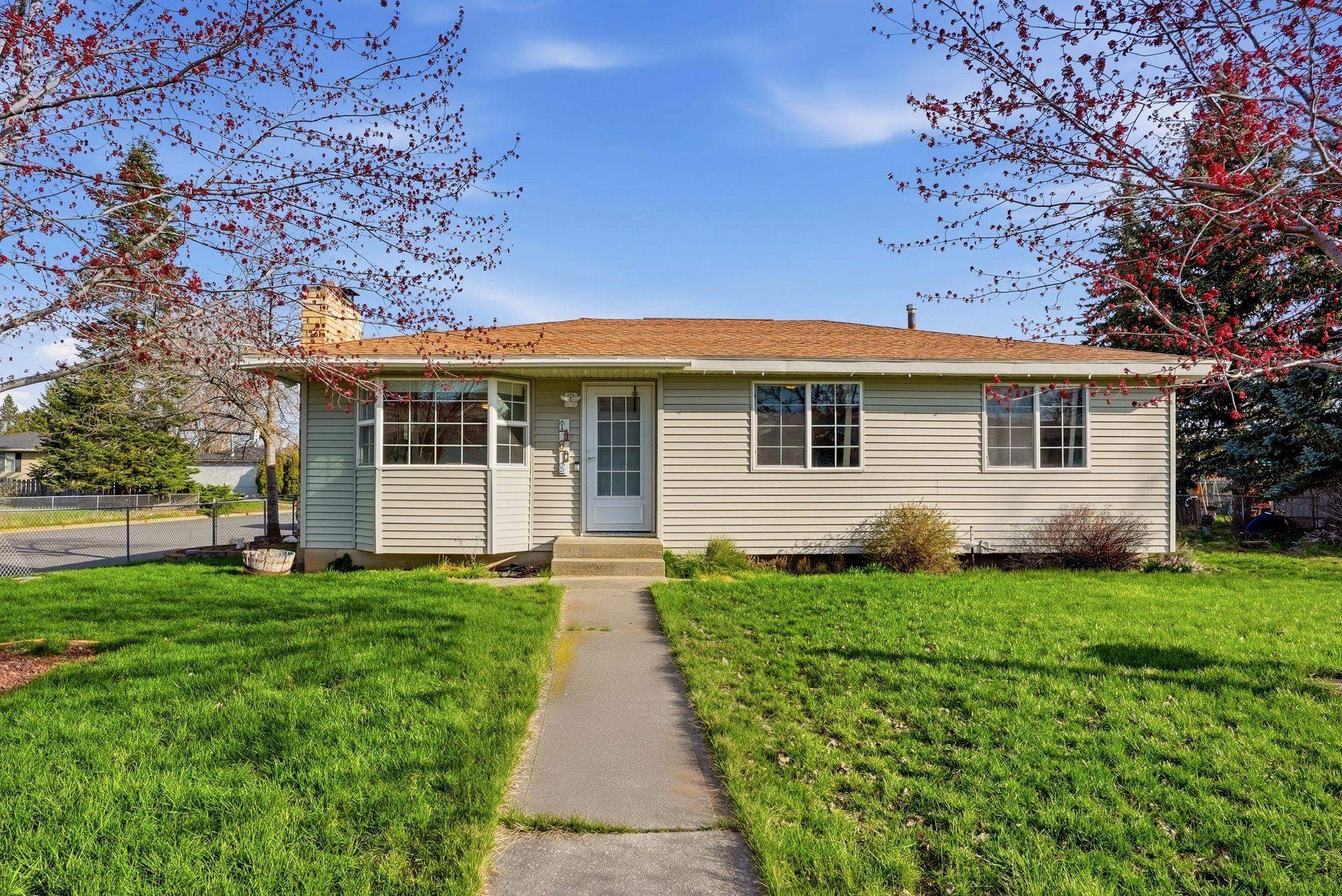 13005 E 31st Ave - Photo 4