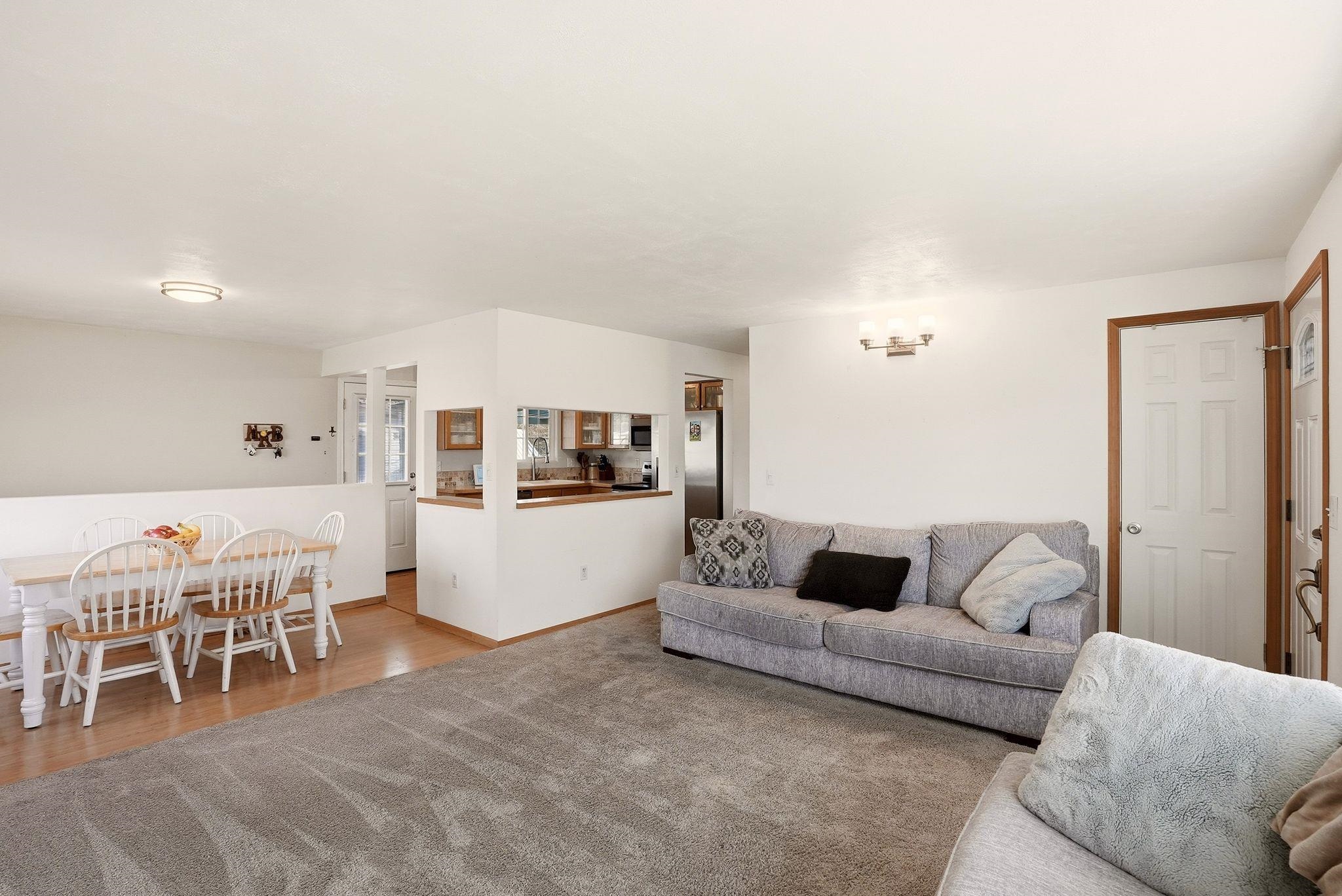 13005 E 31st Ave - Photo 6