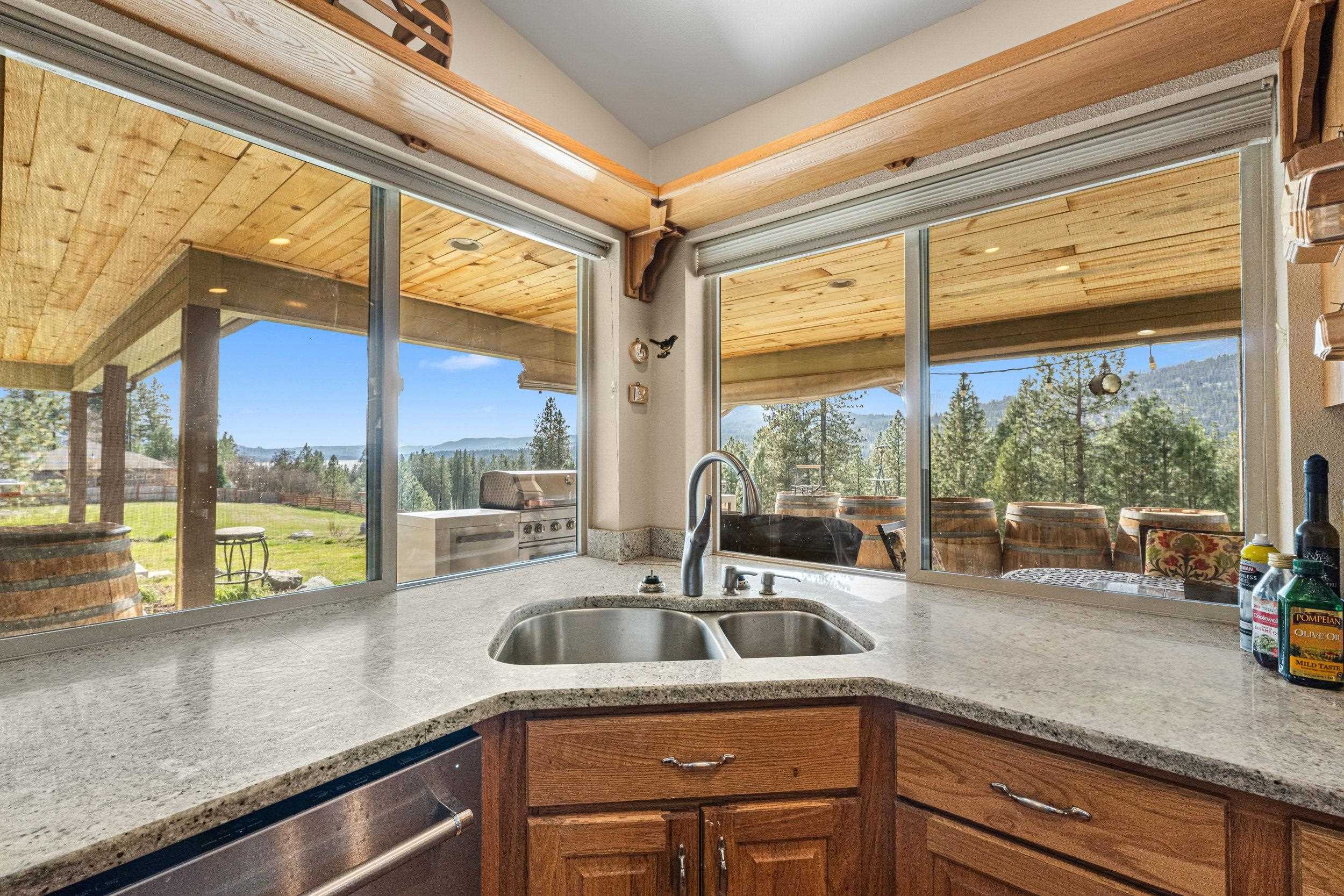 1344 Pine Crest Way - Photo 11