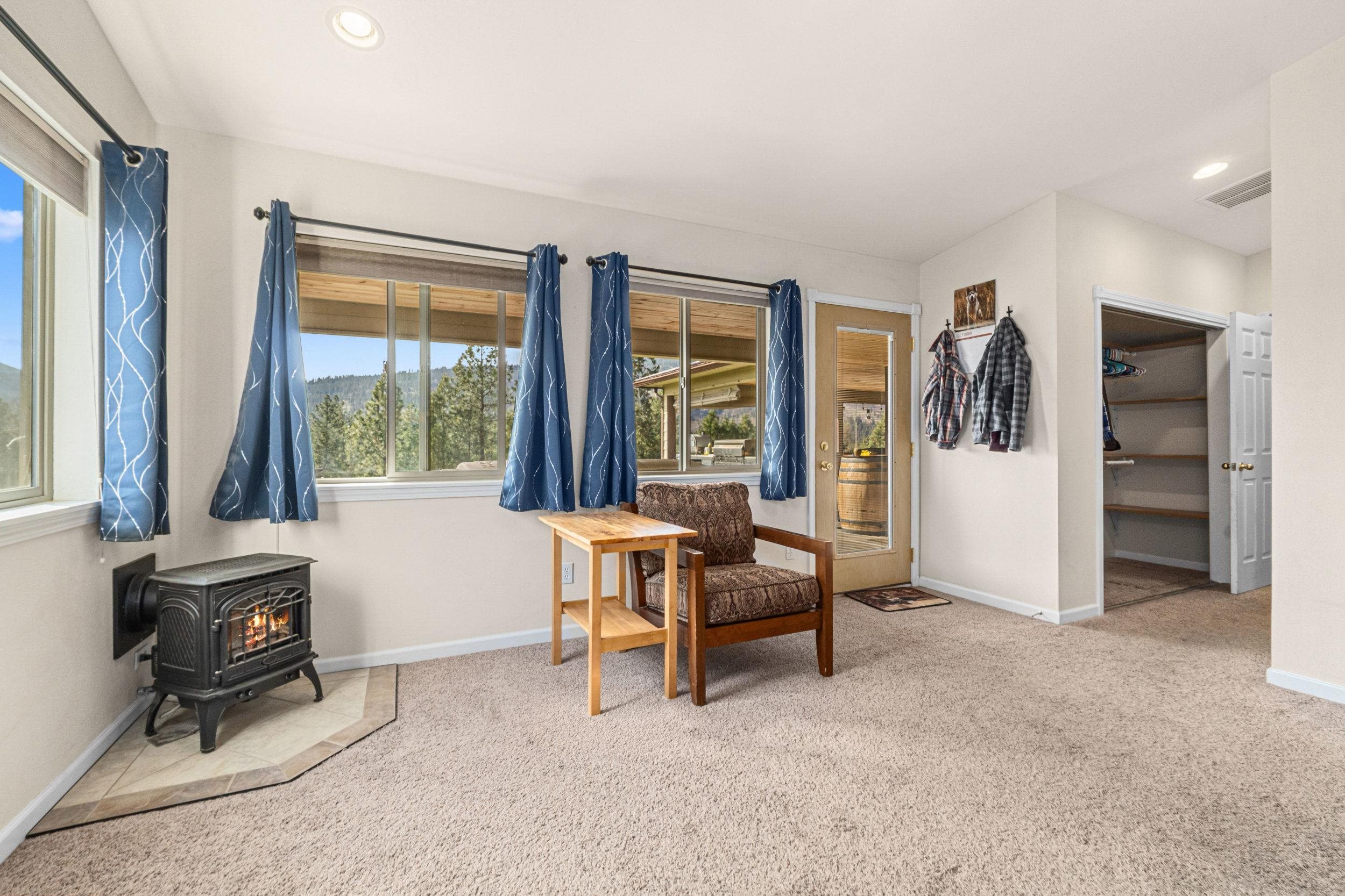 1344 Pine Crest Way - Photo 15