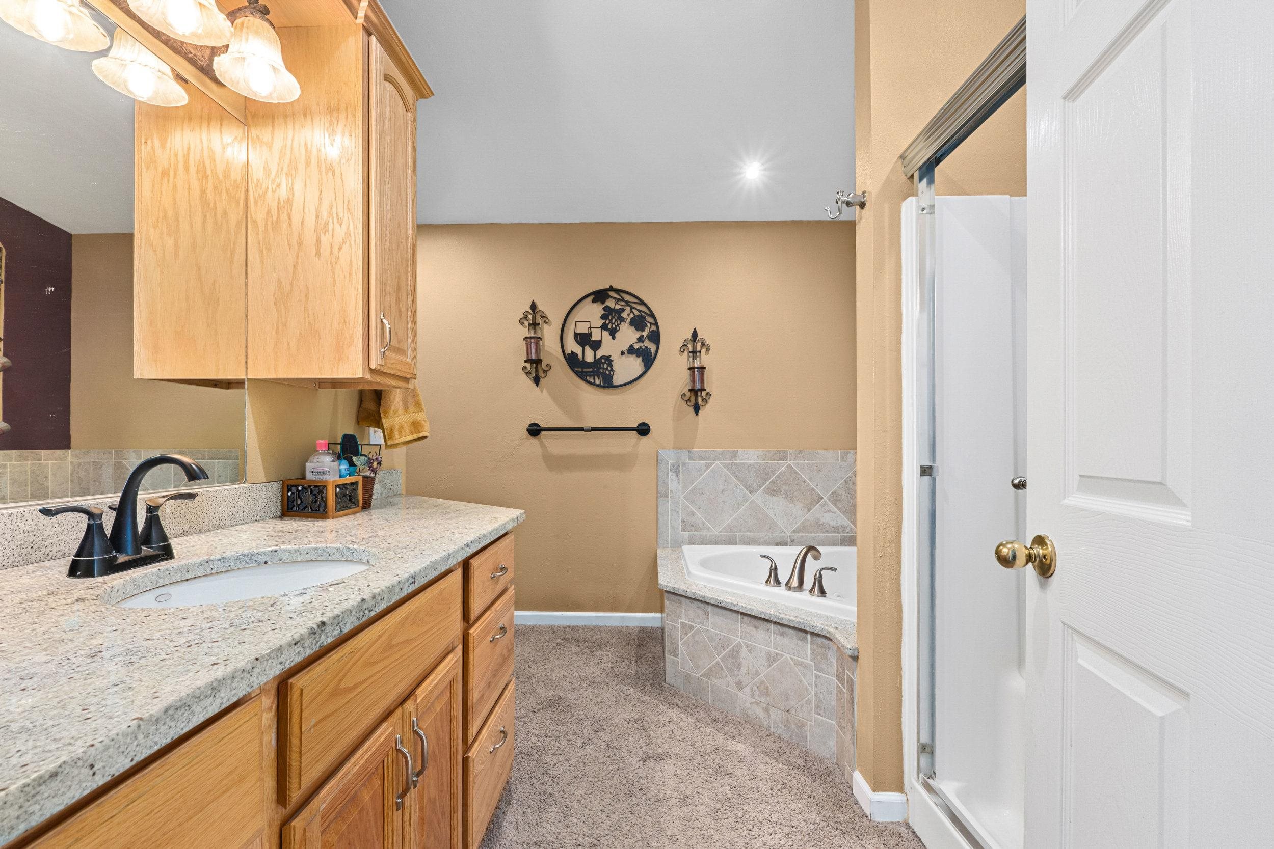 1344 Pine Crest Way - Photo 17