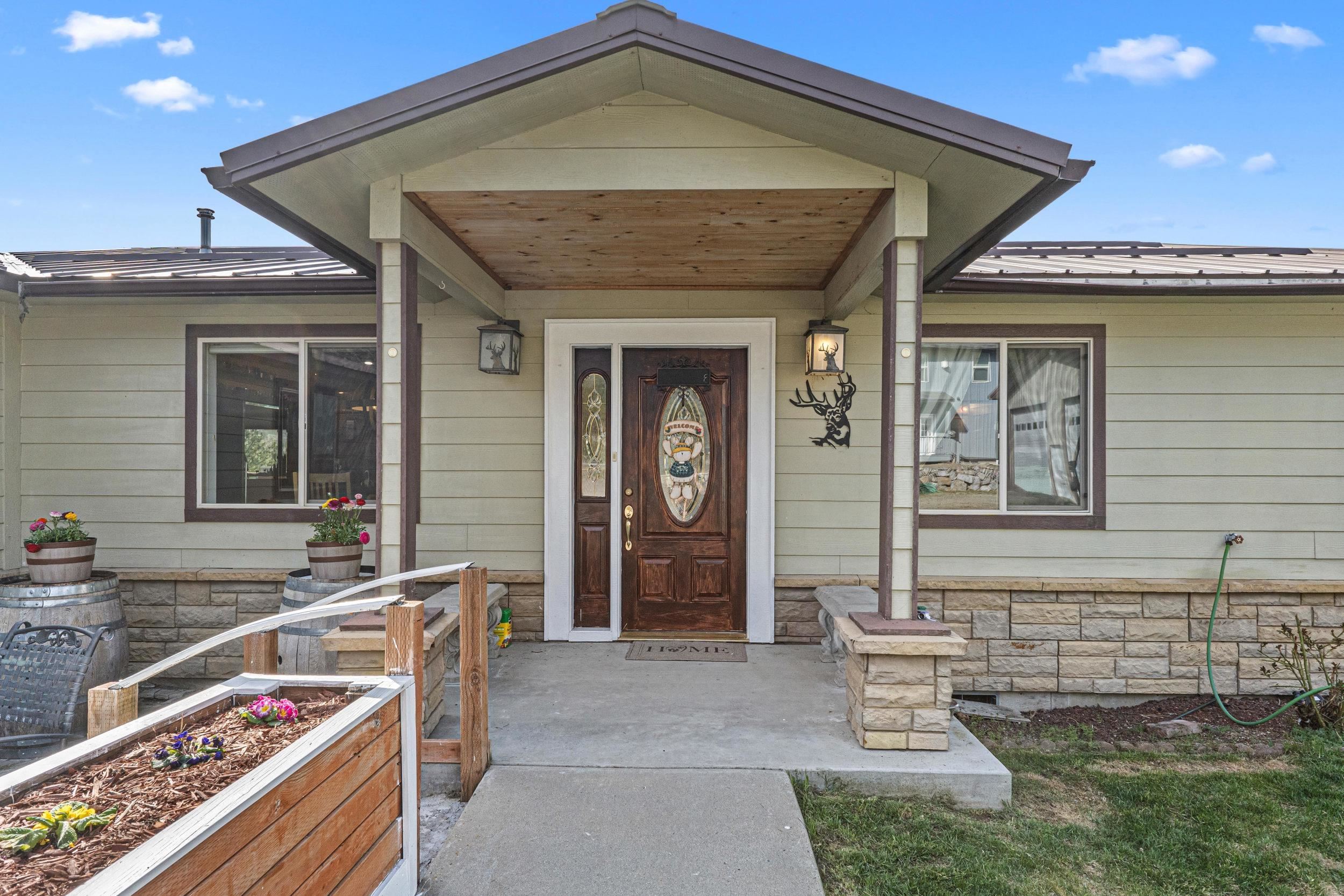 1344 Pine Crest Way - Photo 5