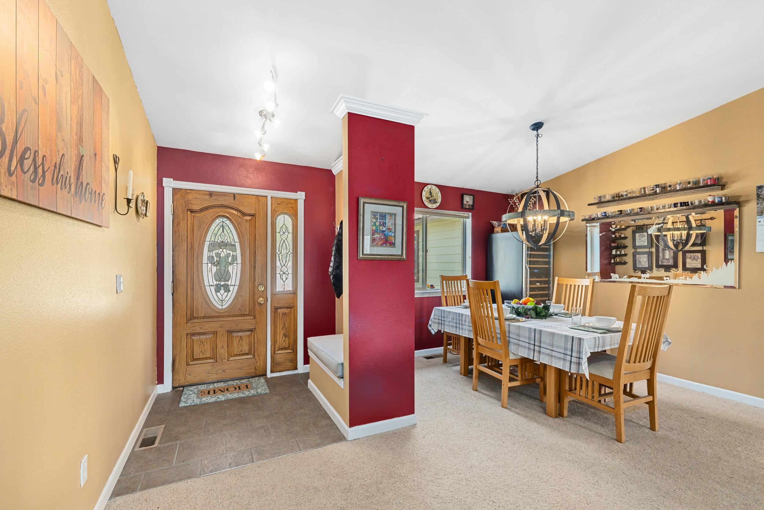 1344 Pine Crest Way - Photo 6