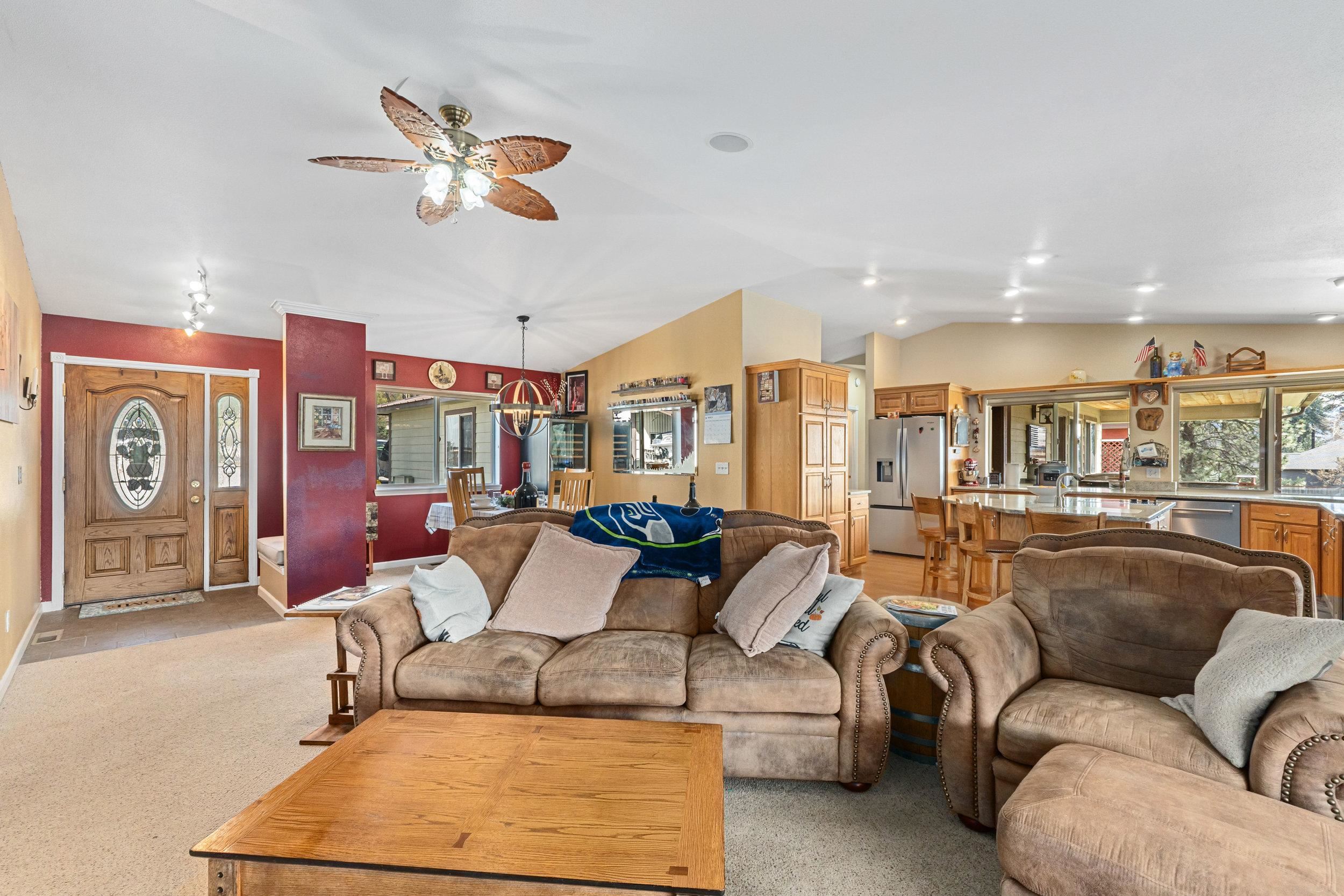 1344 Pine Crest Way - Photo 9
