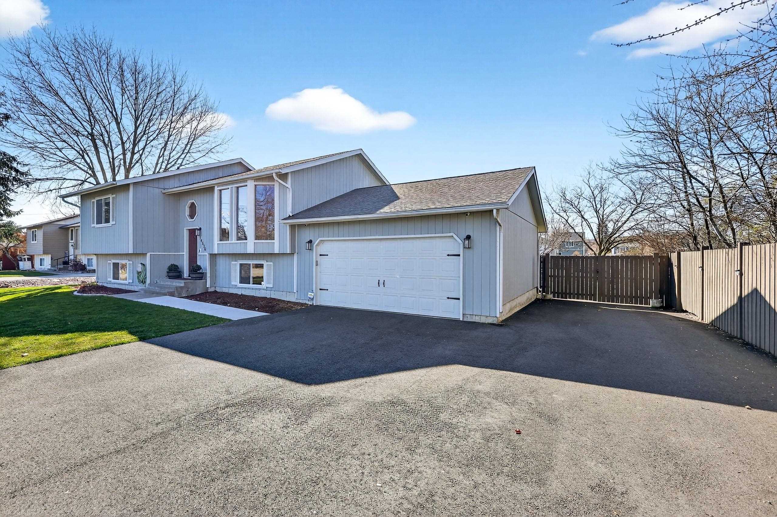 14516 E 12th Ave - Photo 2