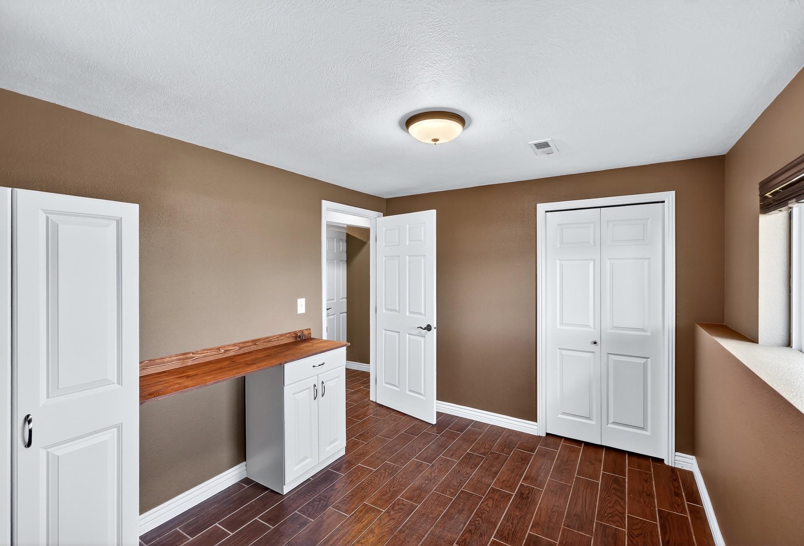 14516 E 12th Ave - Photo 23